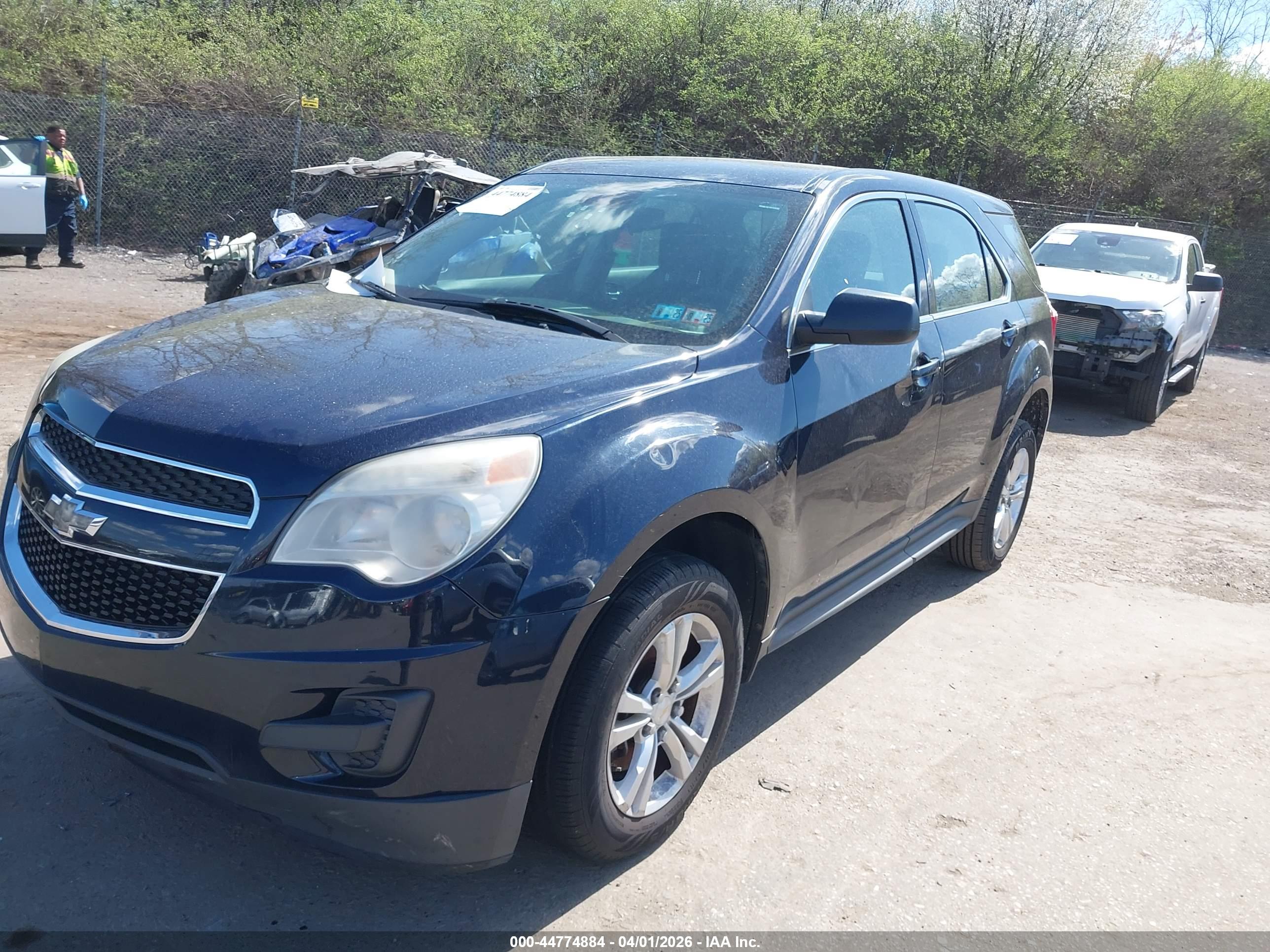 CHEVROLET EQUINOX image 2