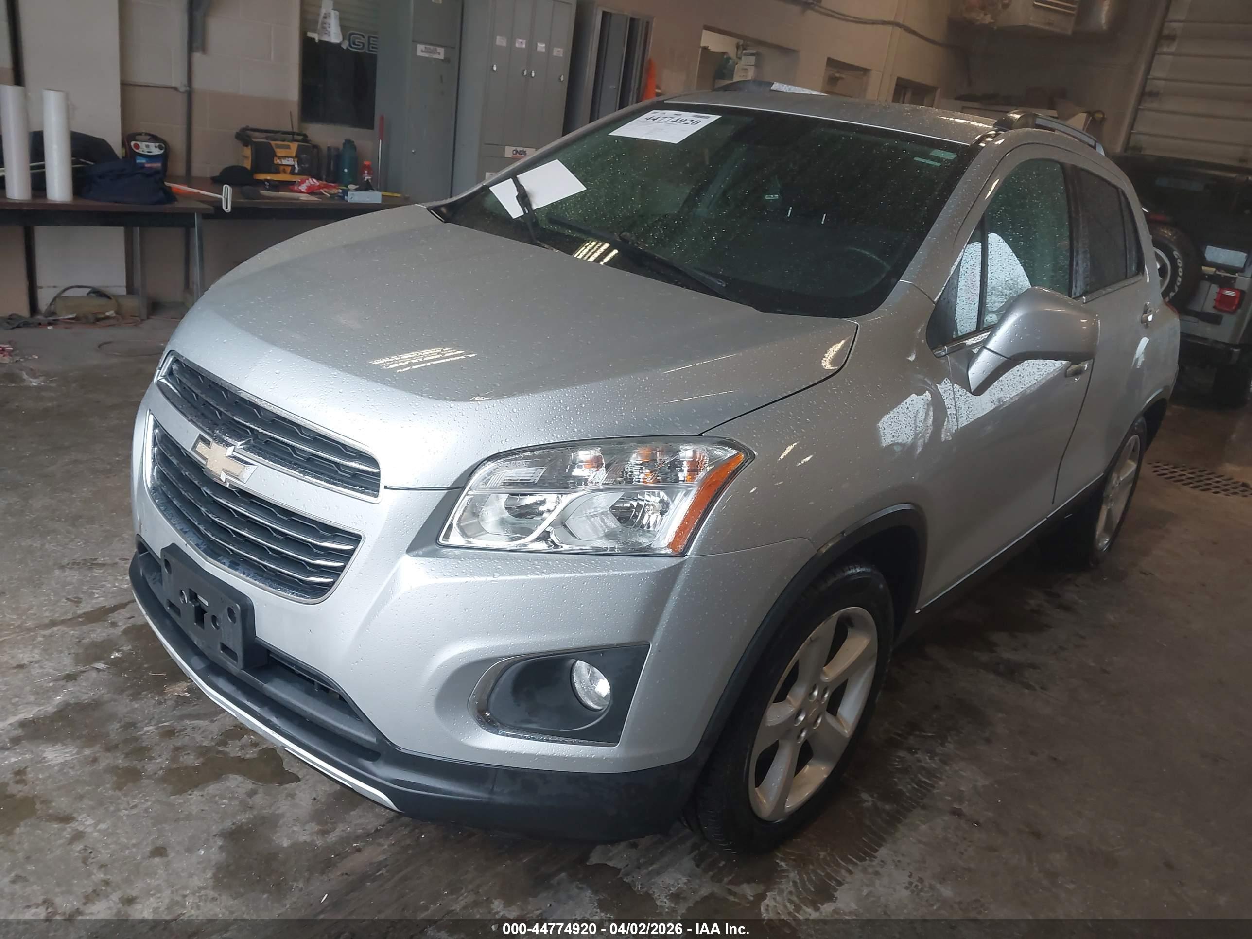 CHEVROLET TRAX image 2