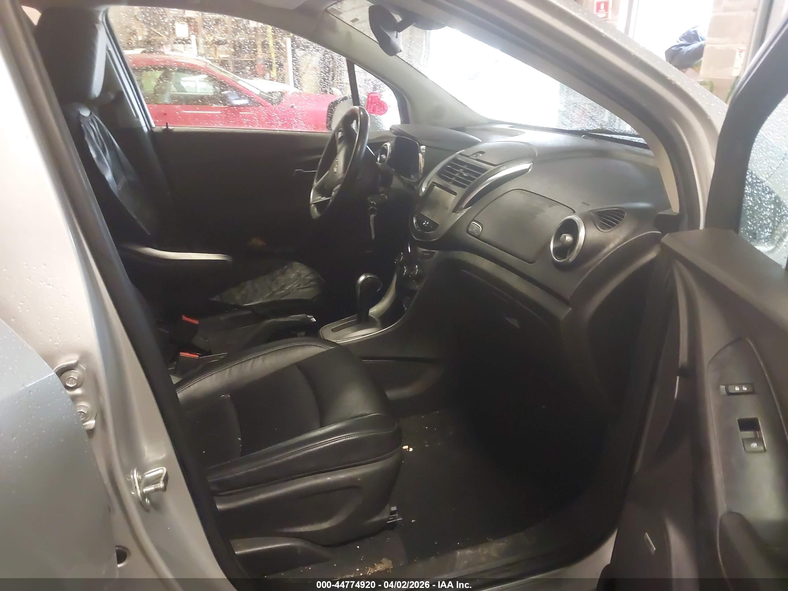 CHEVROLET TRAX image 5