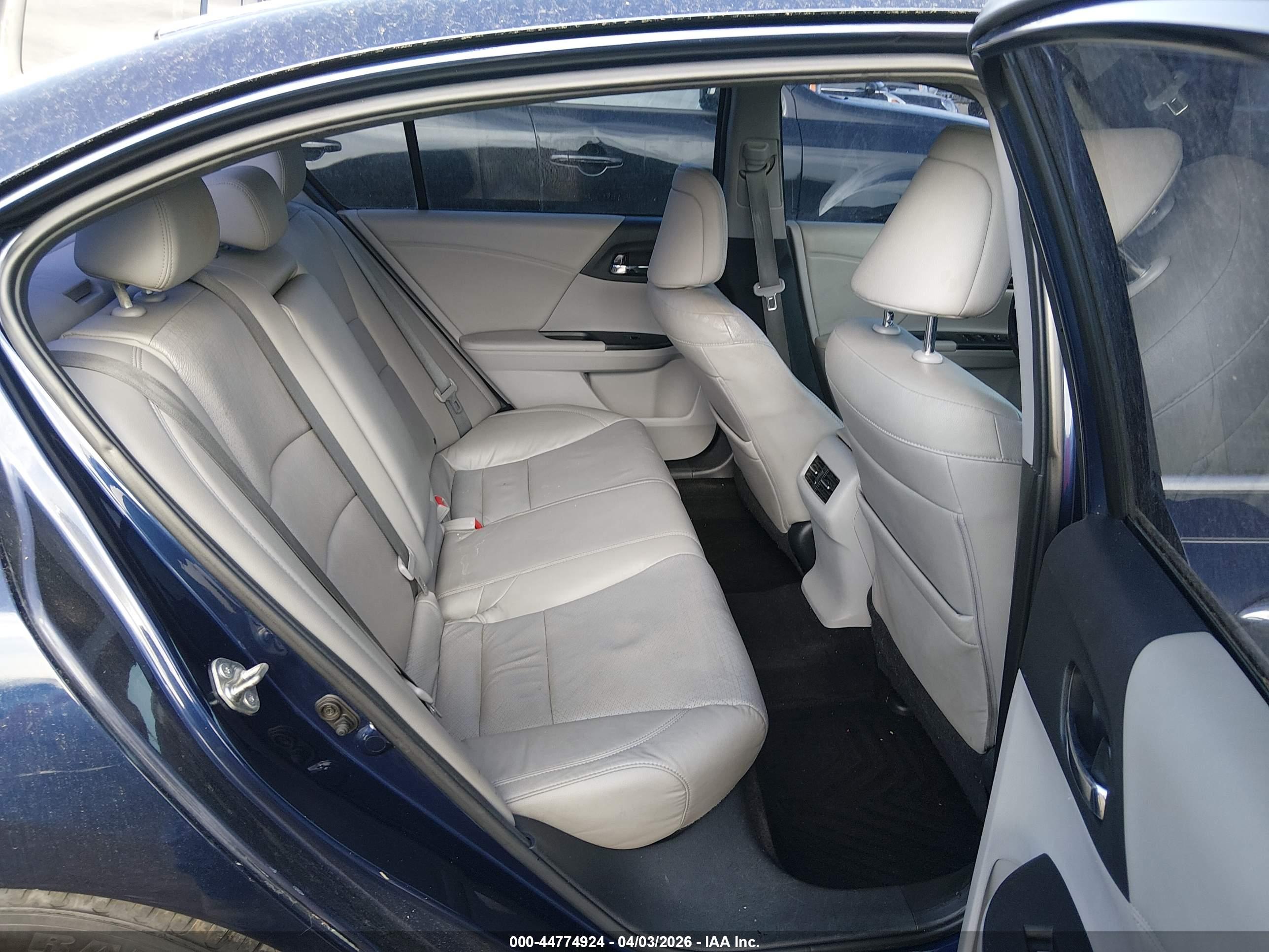 HONDA ACCORD image 8