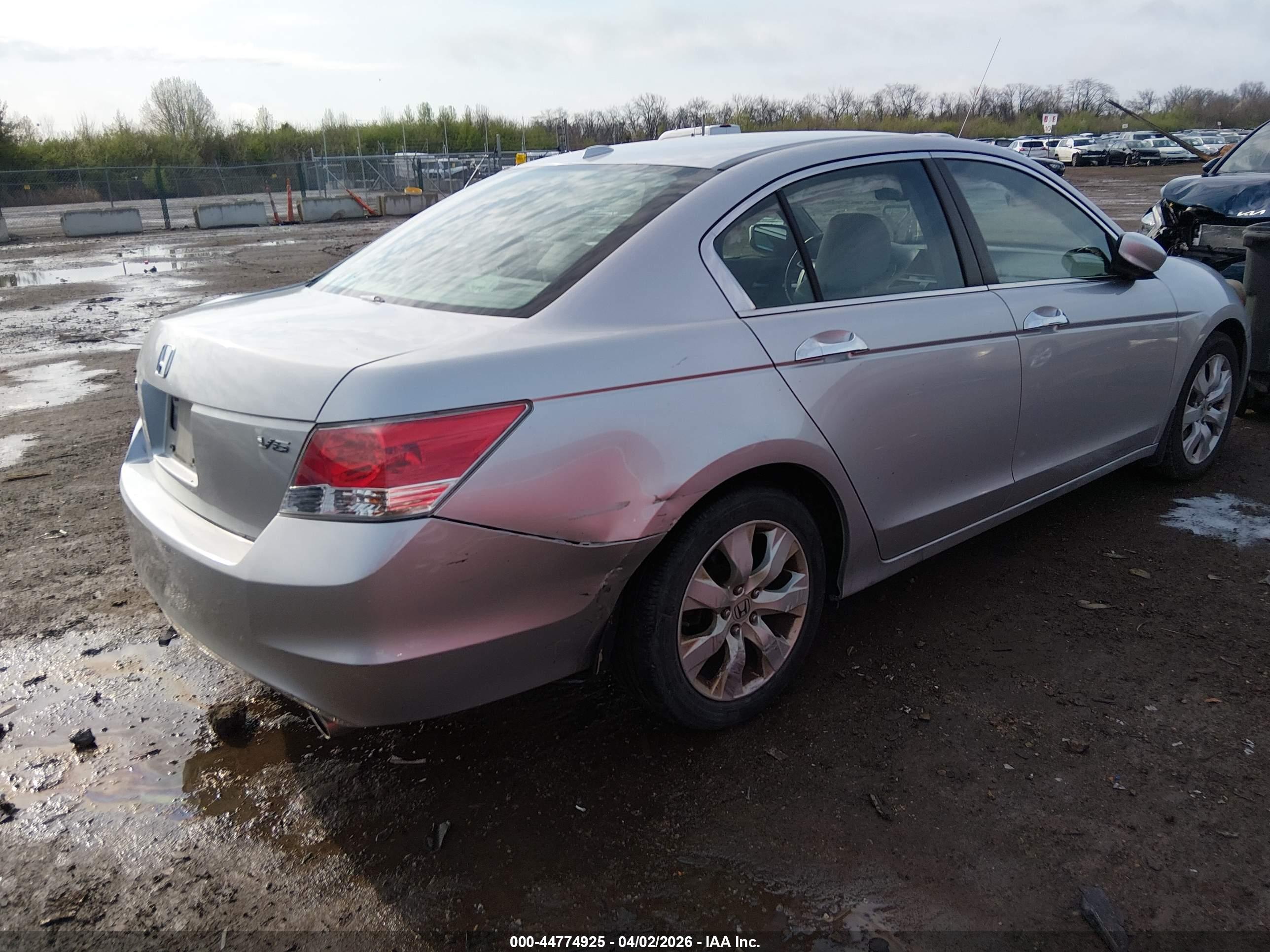 HONDA ACCORD image 4