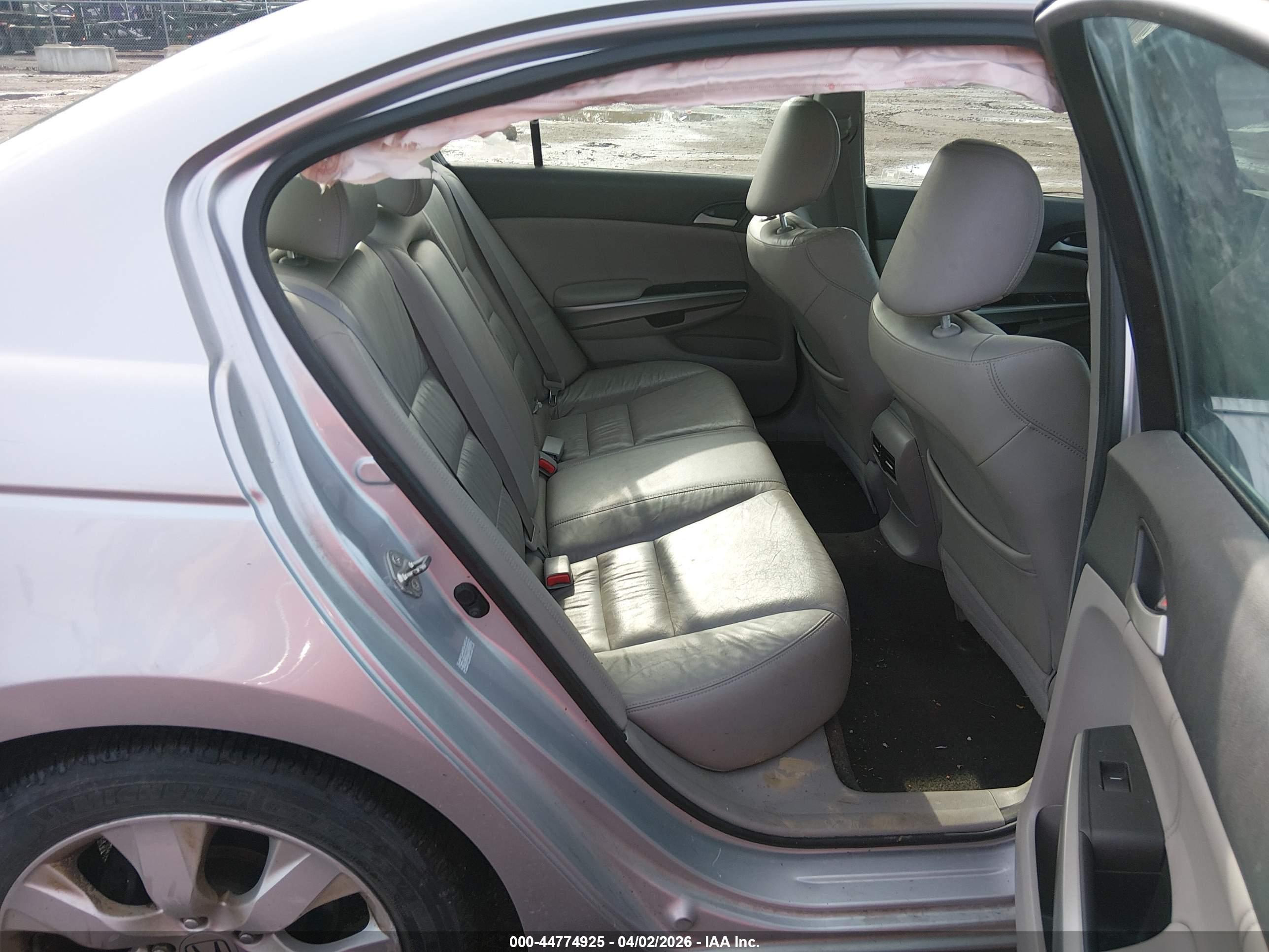 HONDA ACCORD image 8