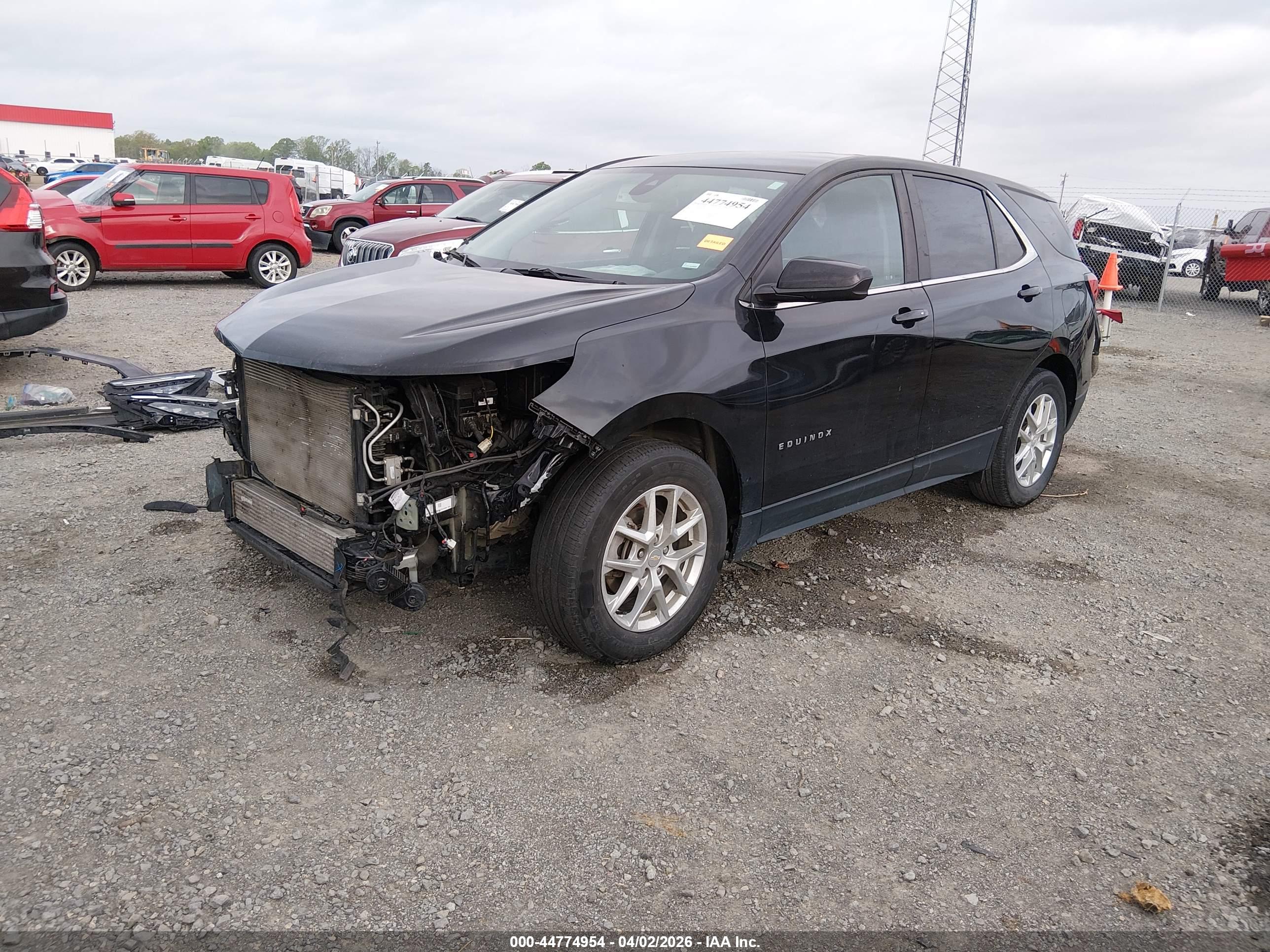 CHEVROLET EQUINOX image 2