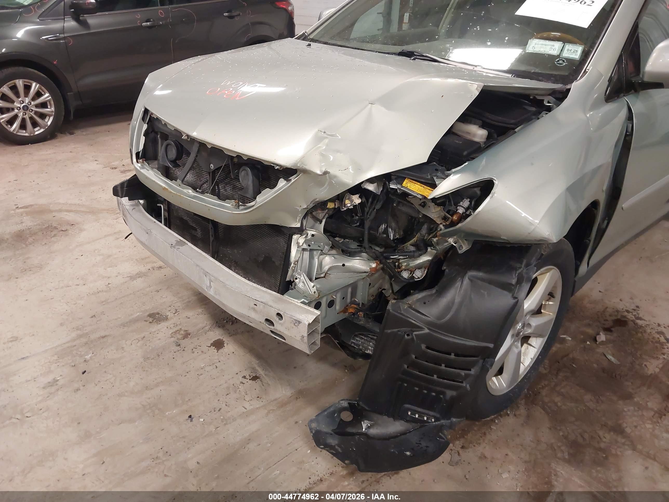 LEXUS RX image 6
