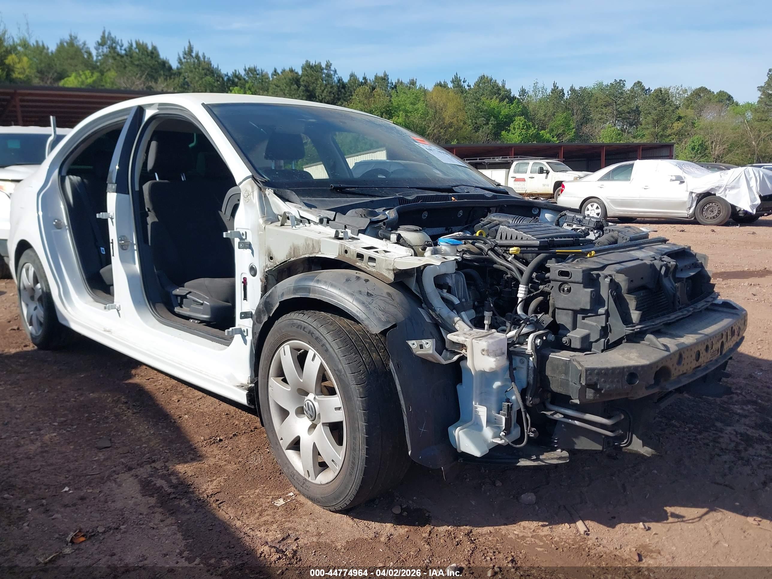 VOLKSWAGEN JETTA image 6