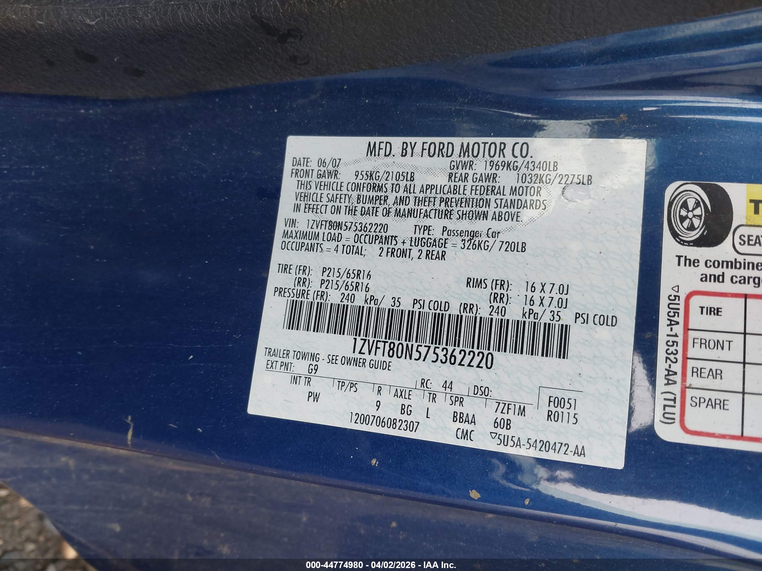 FORD MUSTANG image 9
