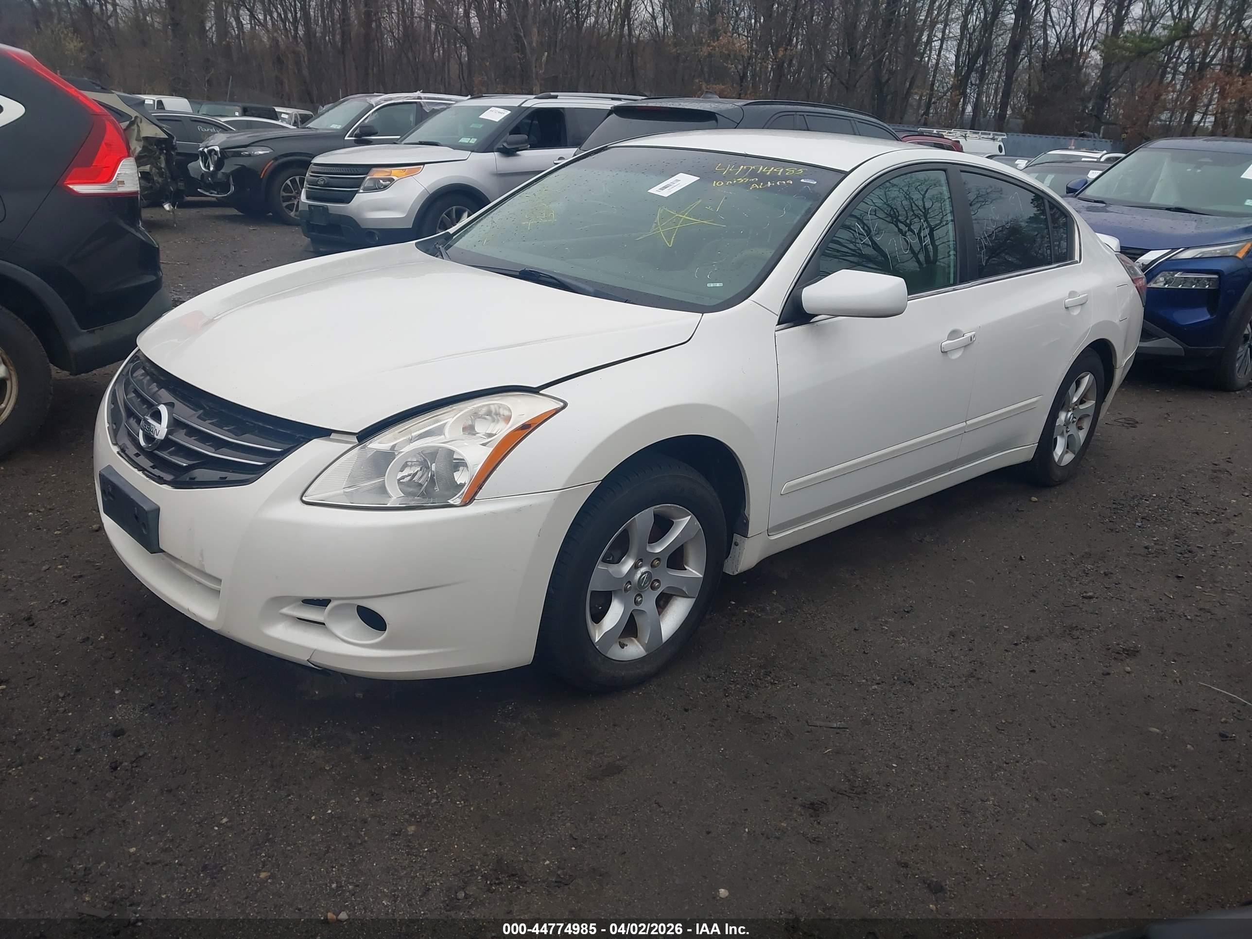 NISSAN ALTIMA image 2