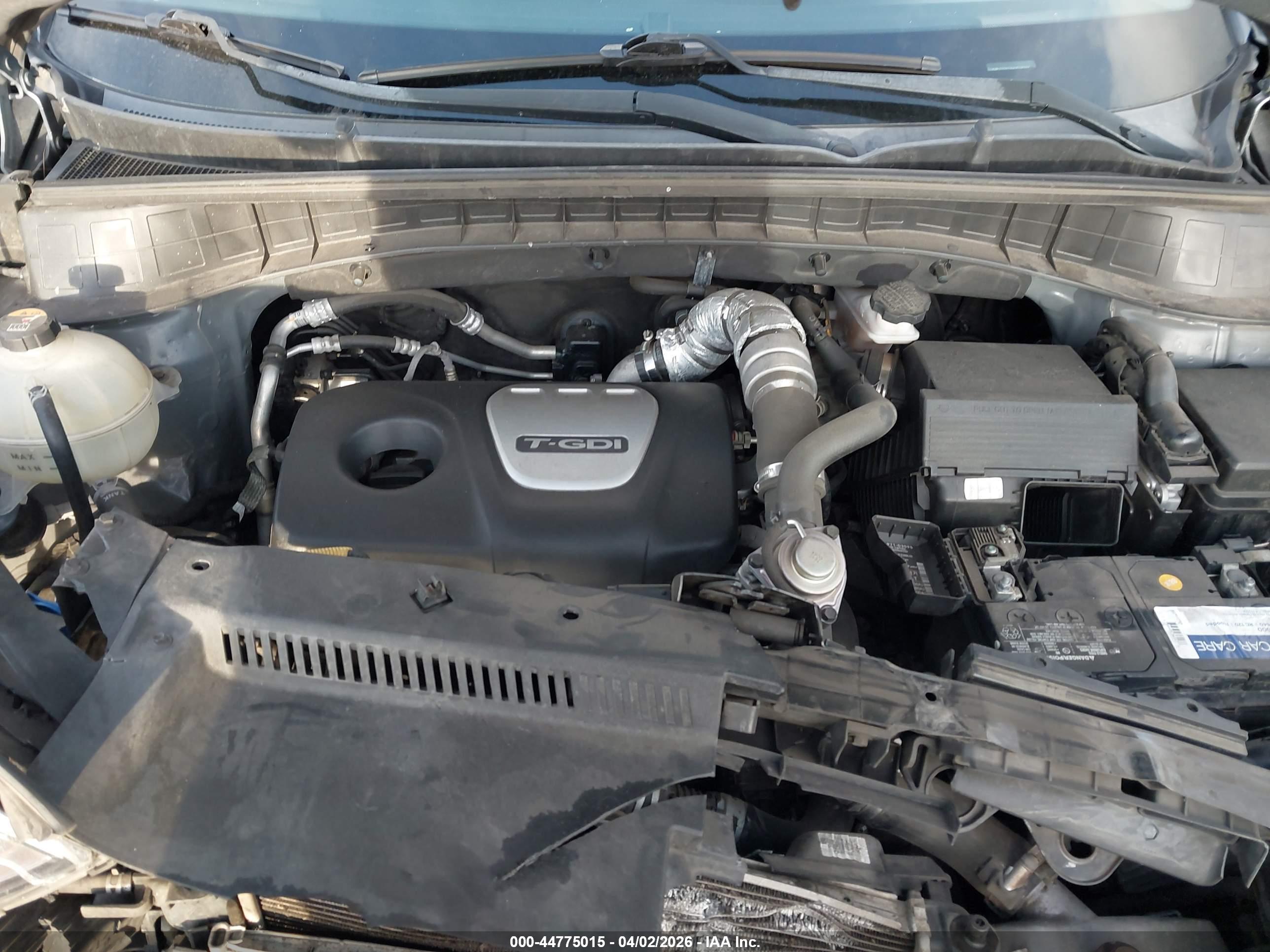 HYUNDAI TUCSON image 10
