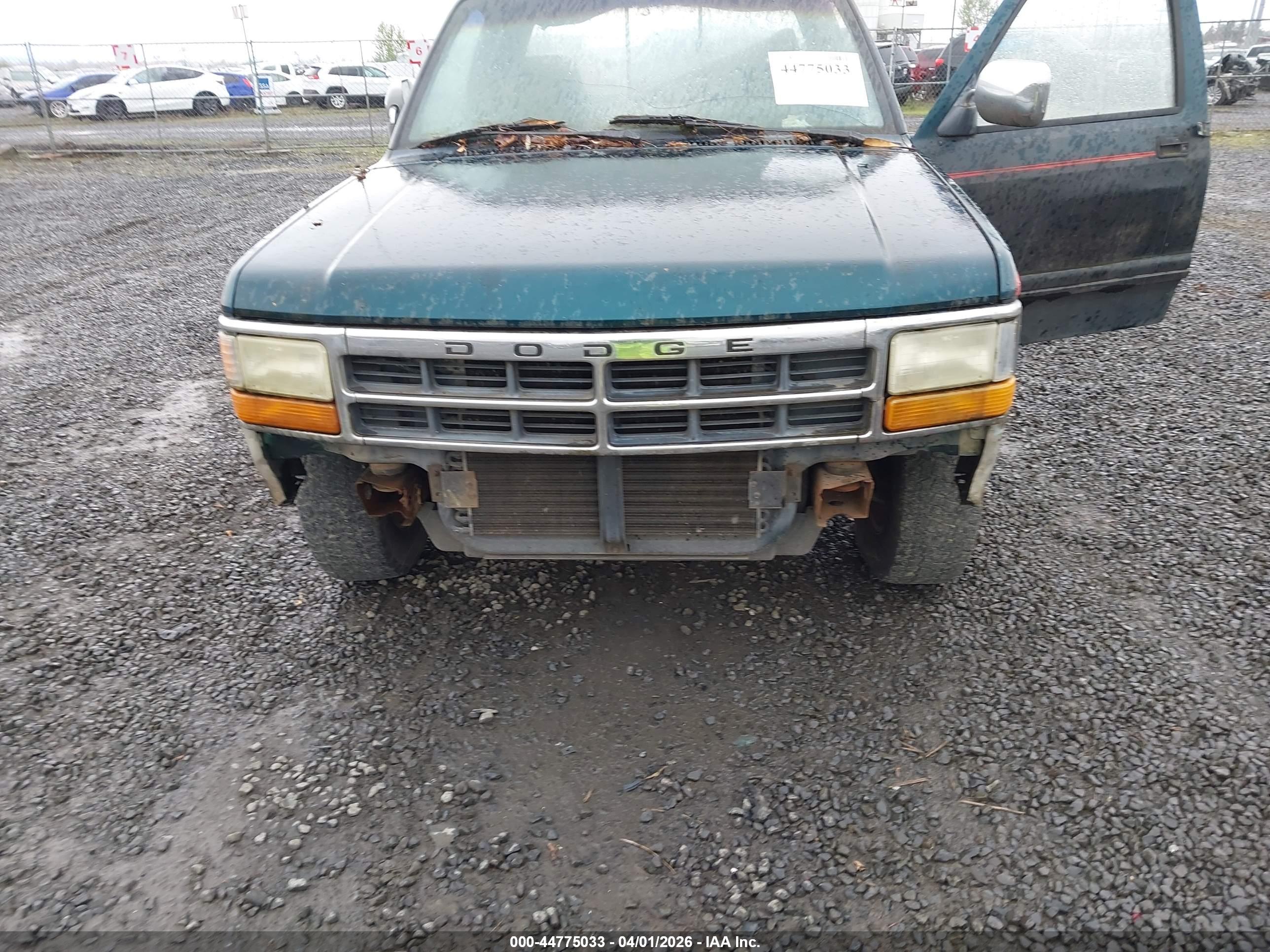 DODGE DAKOTA image 6