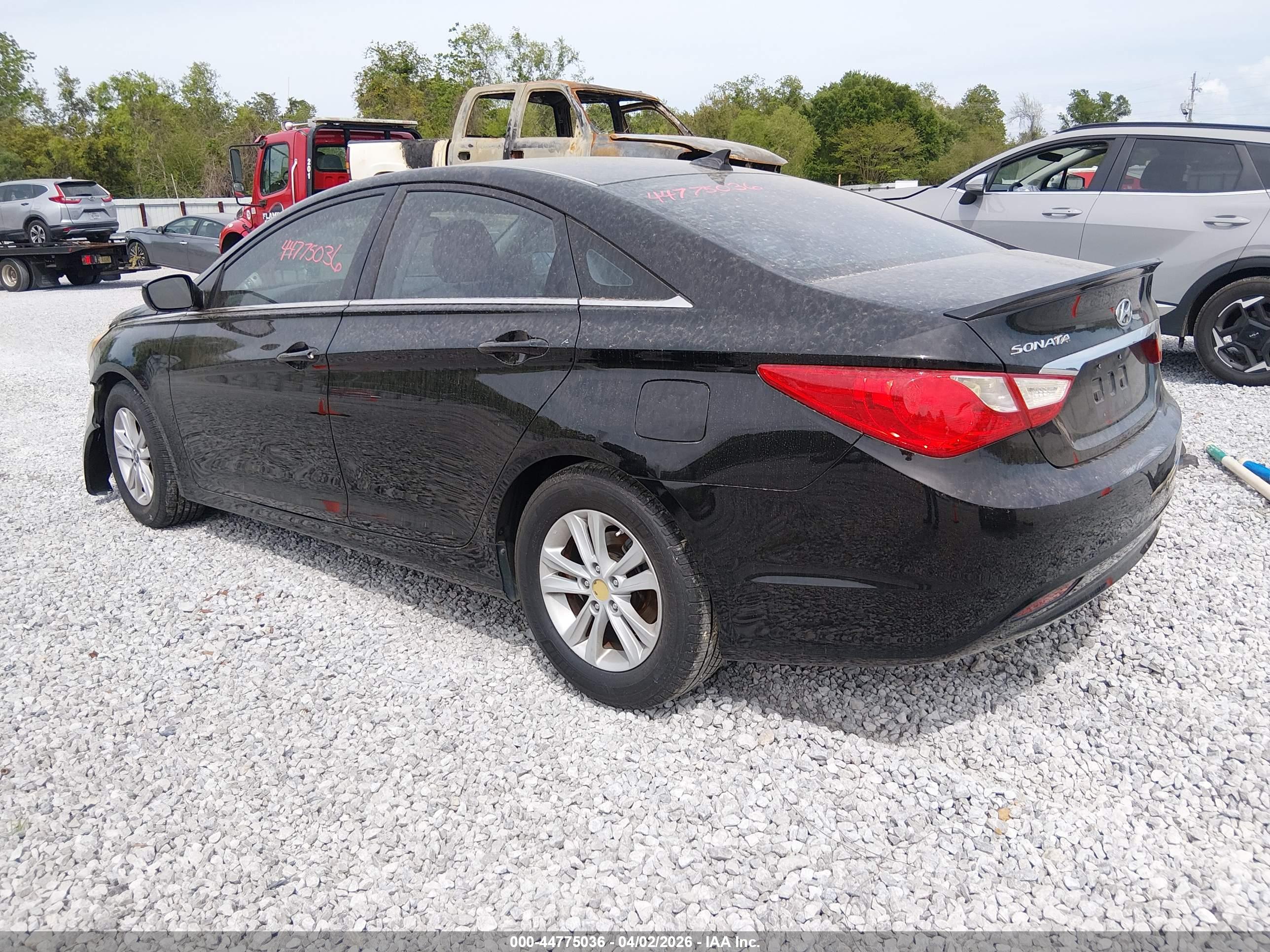 HYUNDAI SONATA image 3