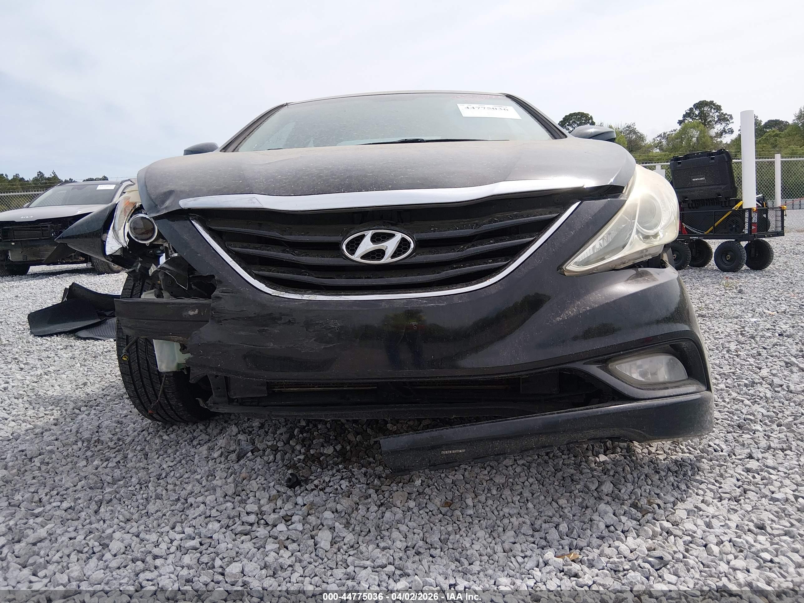 HYUNDAI SONATA image 6
