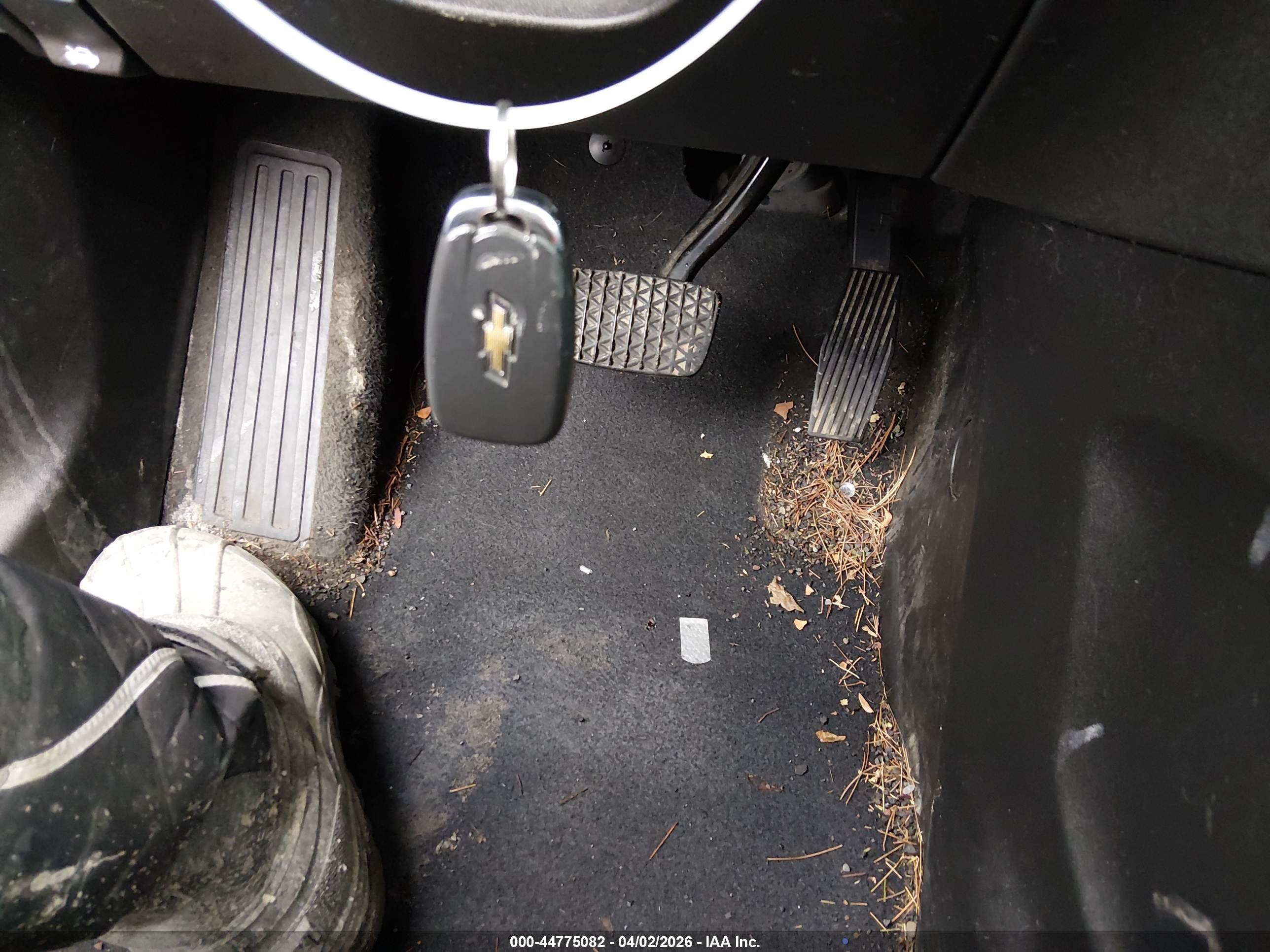 CHEVROLET EQUINOX image 11