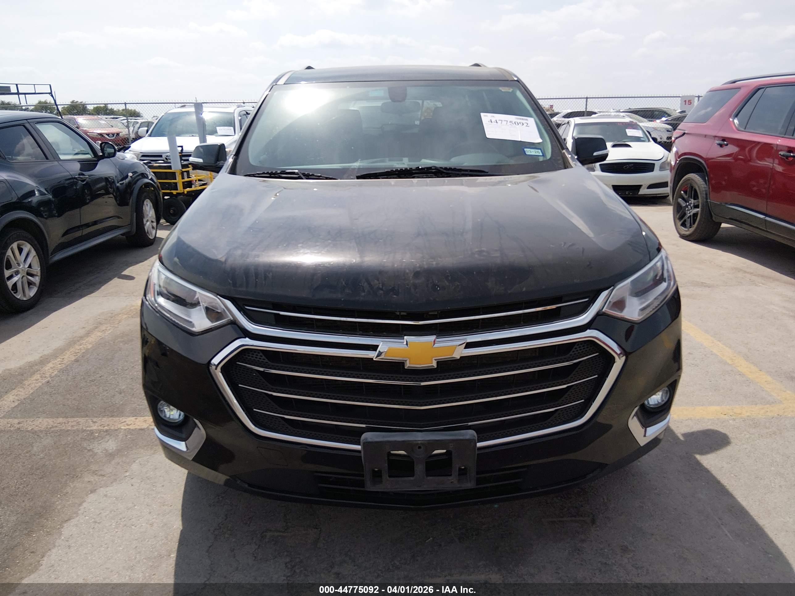 CHEVROLET TRAVERSE image 6