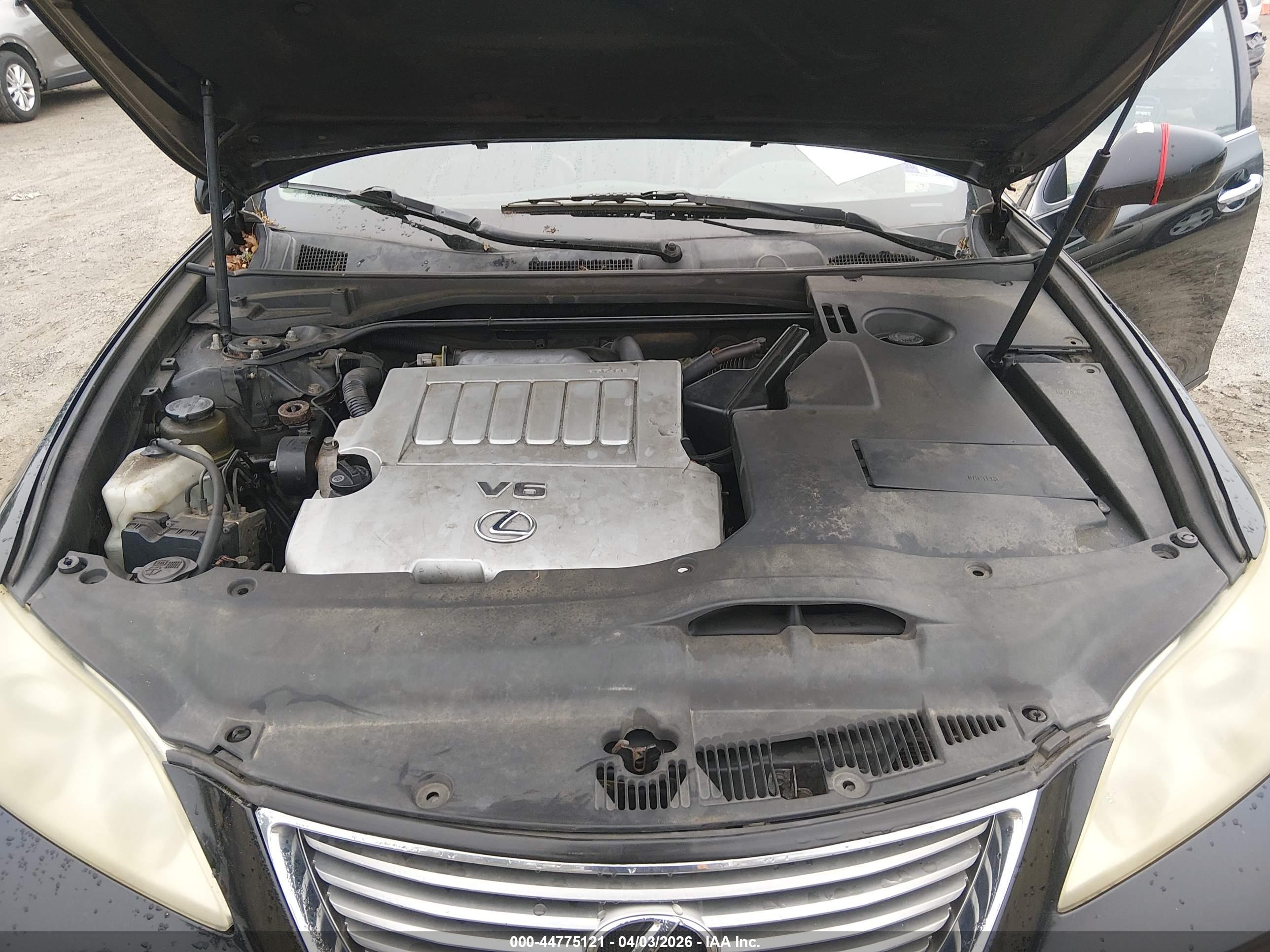 LEXUS ES image 10