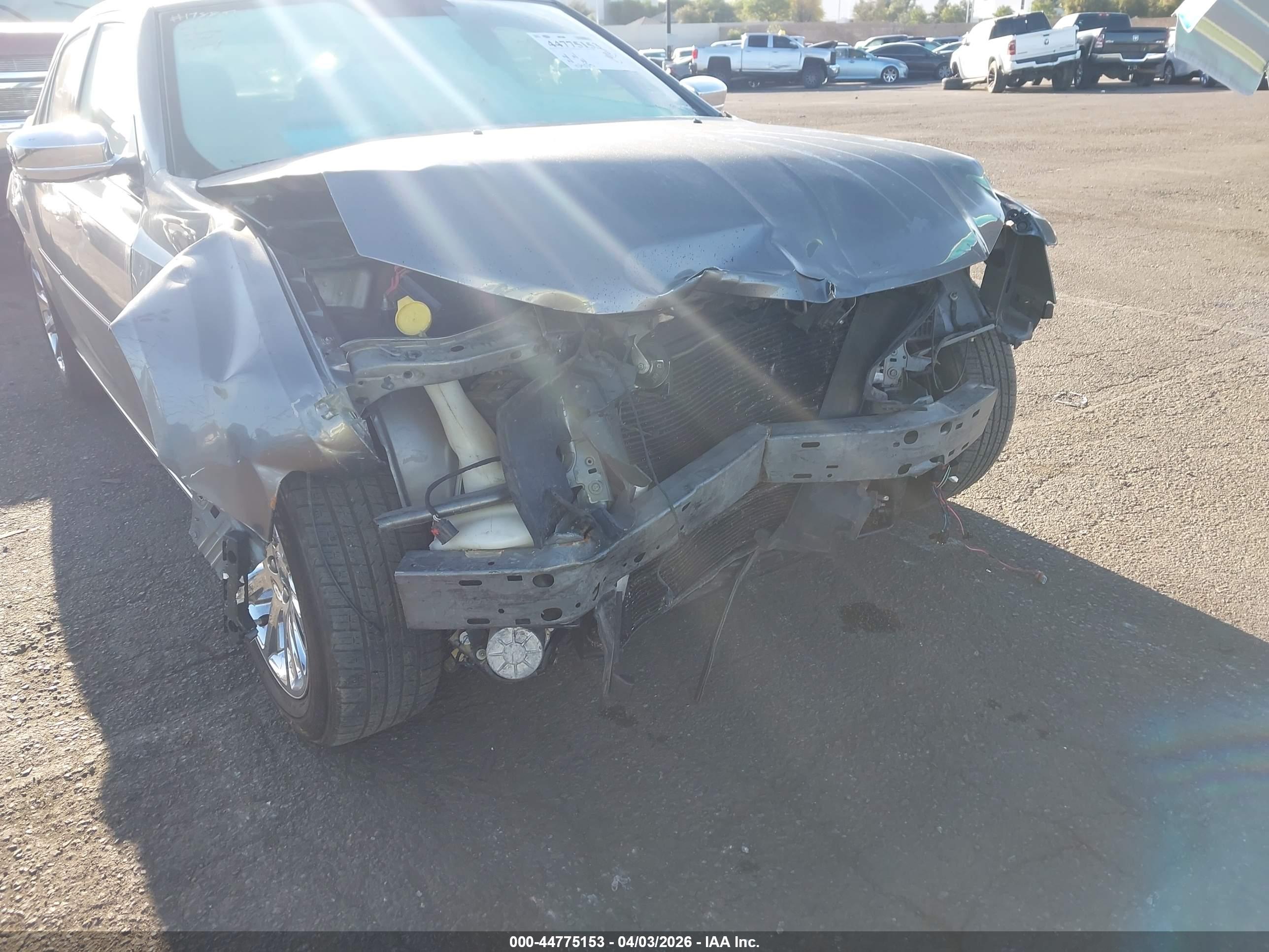 CHRYSLER 300 image 6