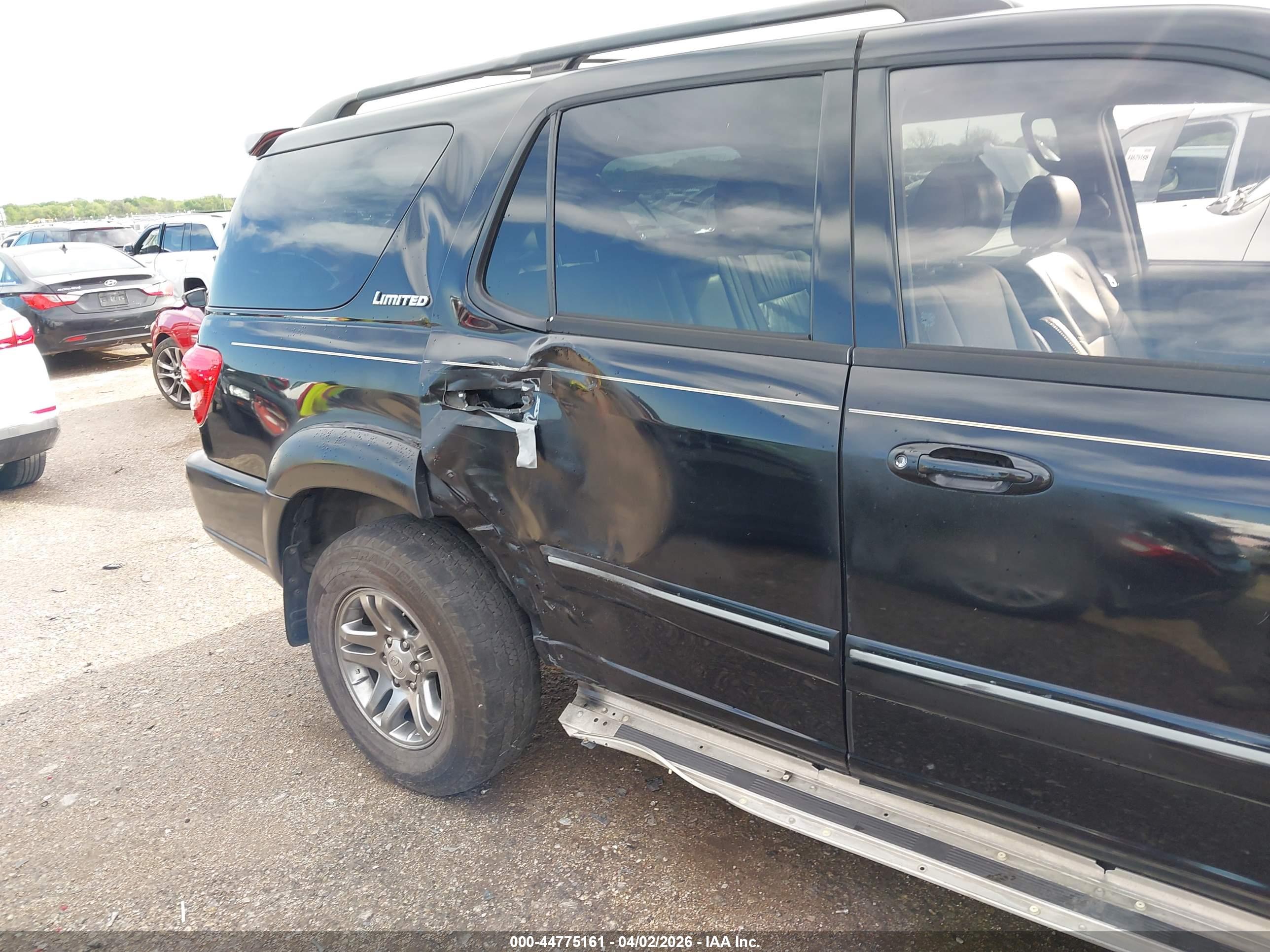 TOYOTA SEQUOIA image 6