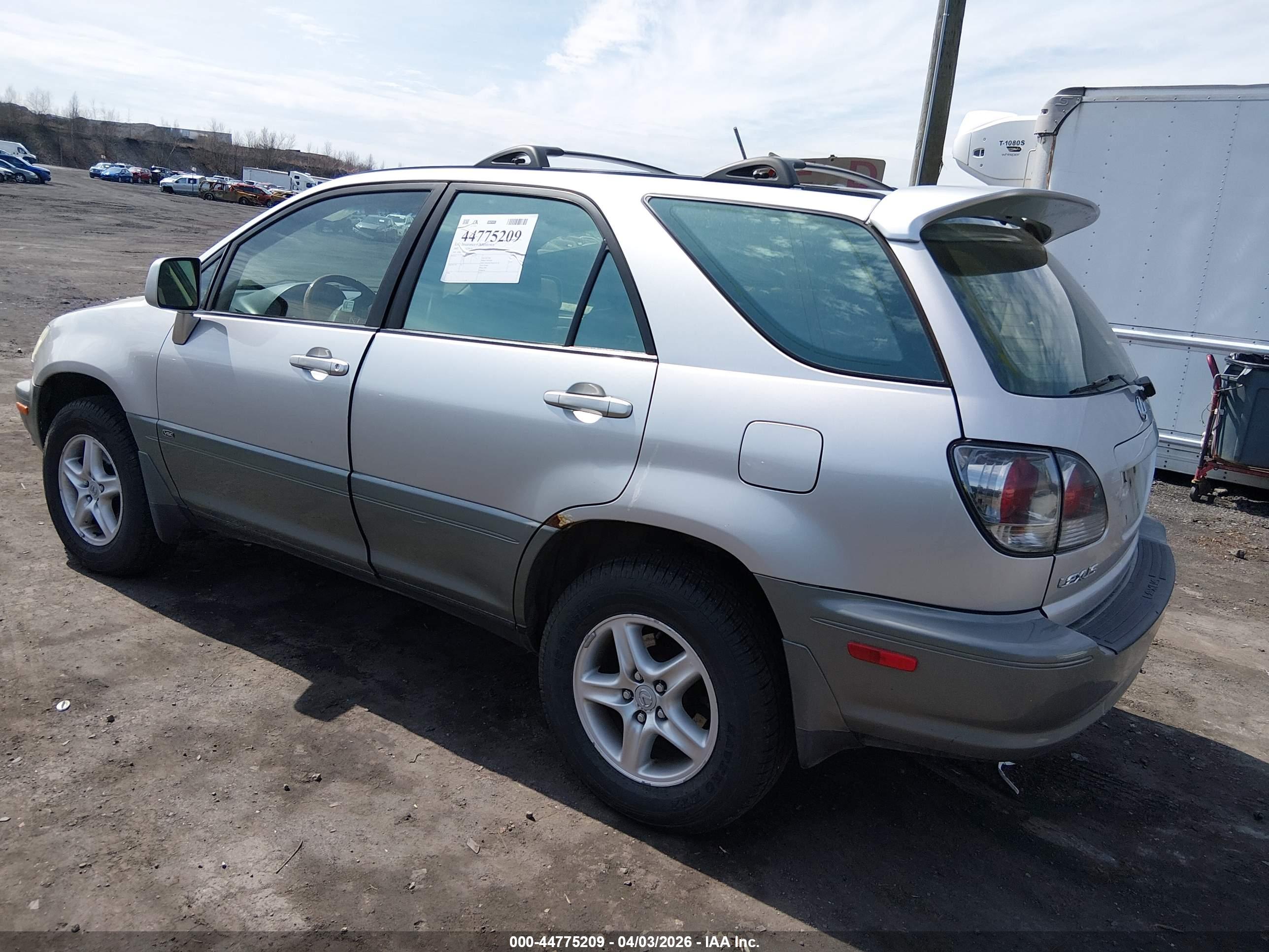 LEXUS RX image 3