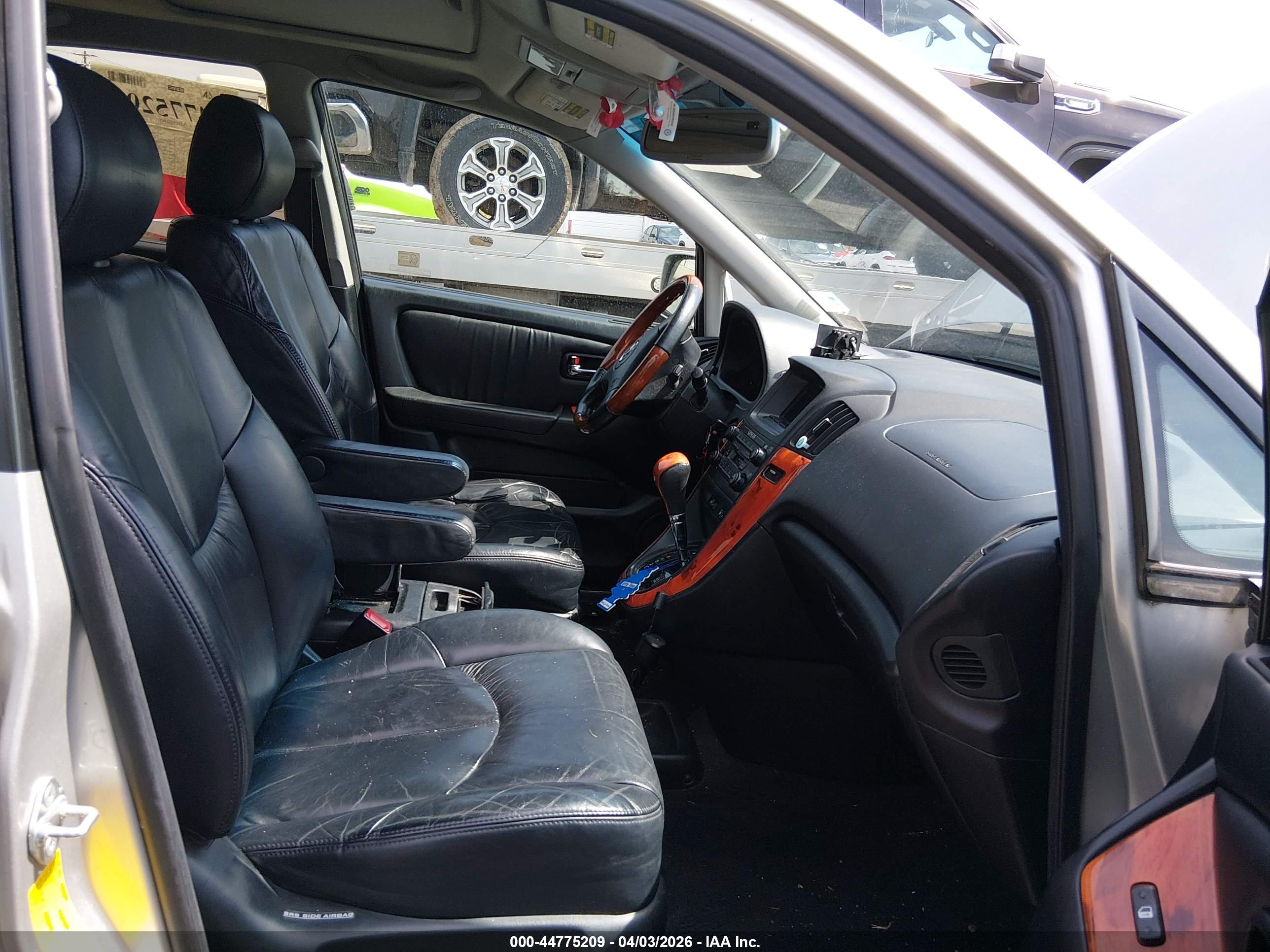 LEXUS RX image 5