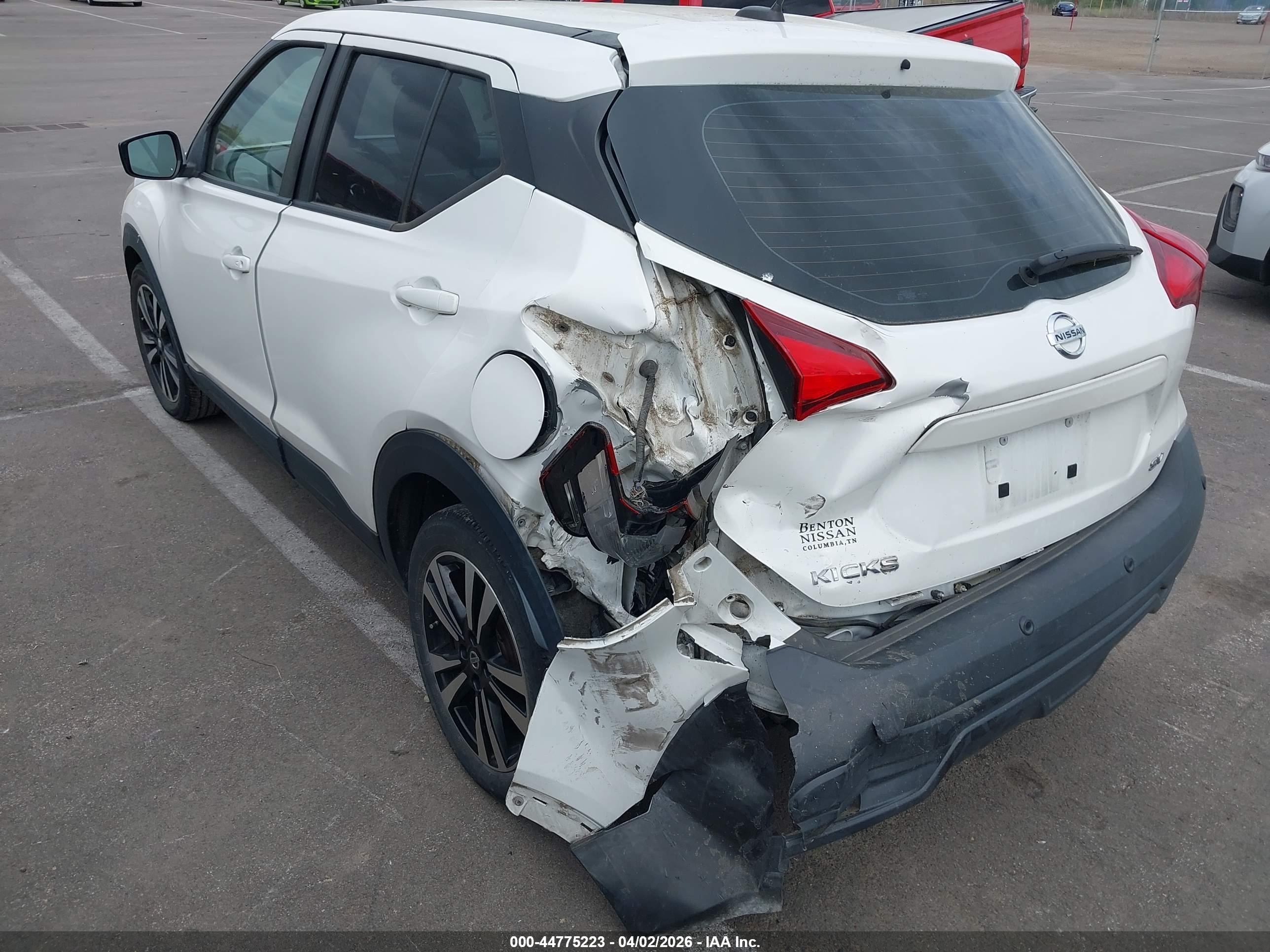 NISSAN KICKS image 3
