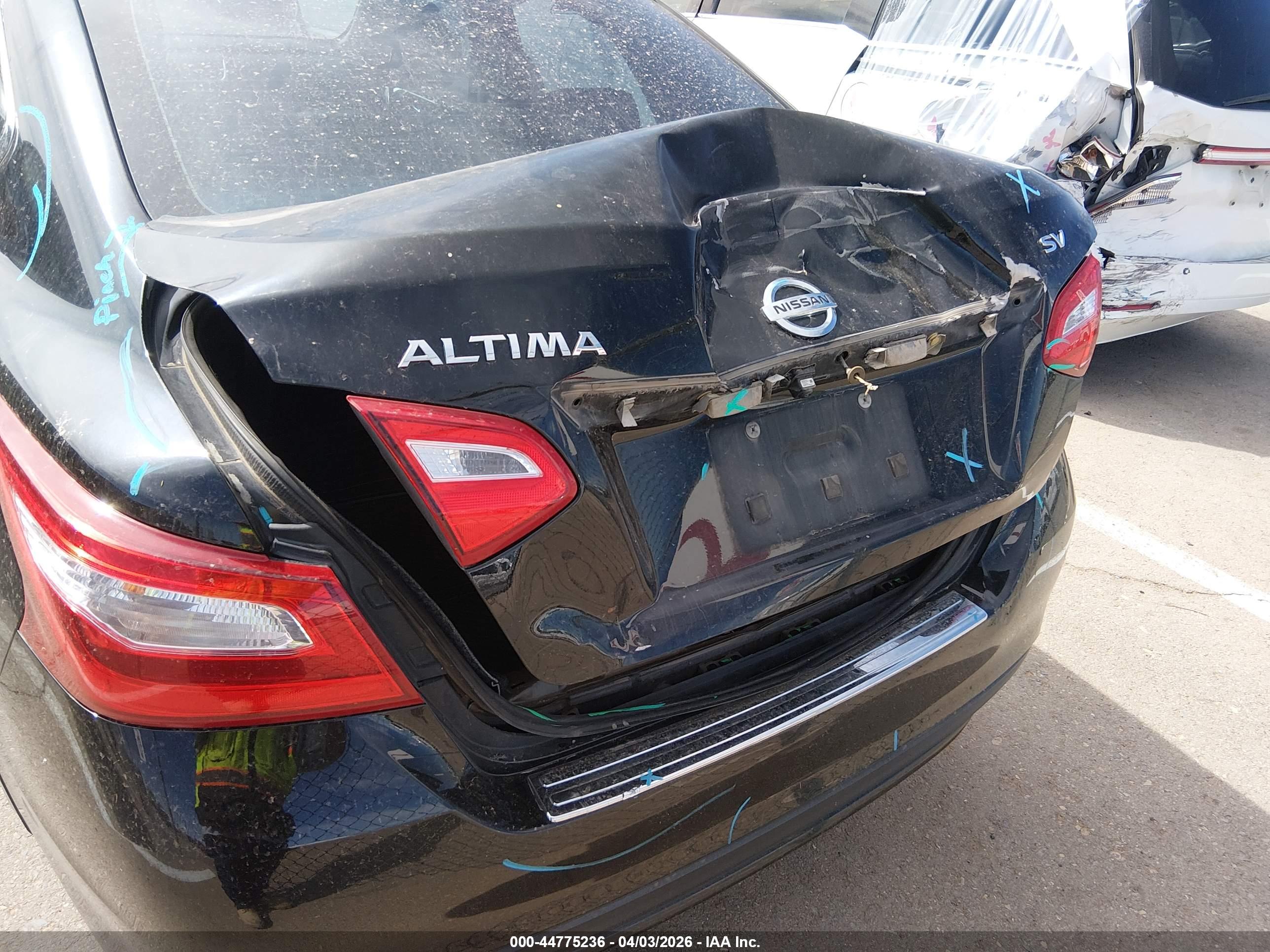 NISSAN ALTIMA image 6