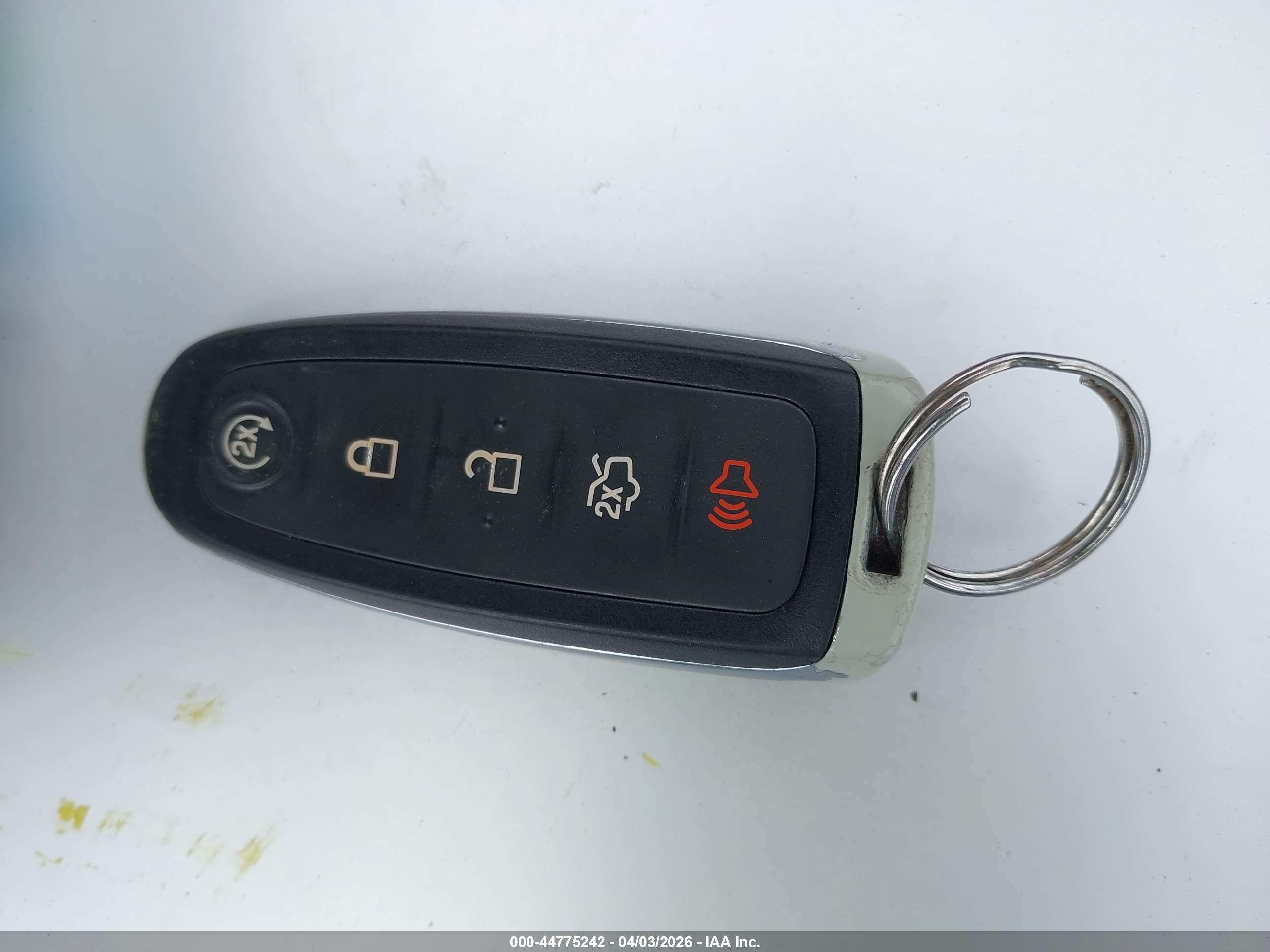 FORD ESCAPE image 11