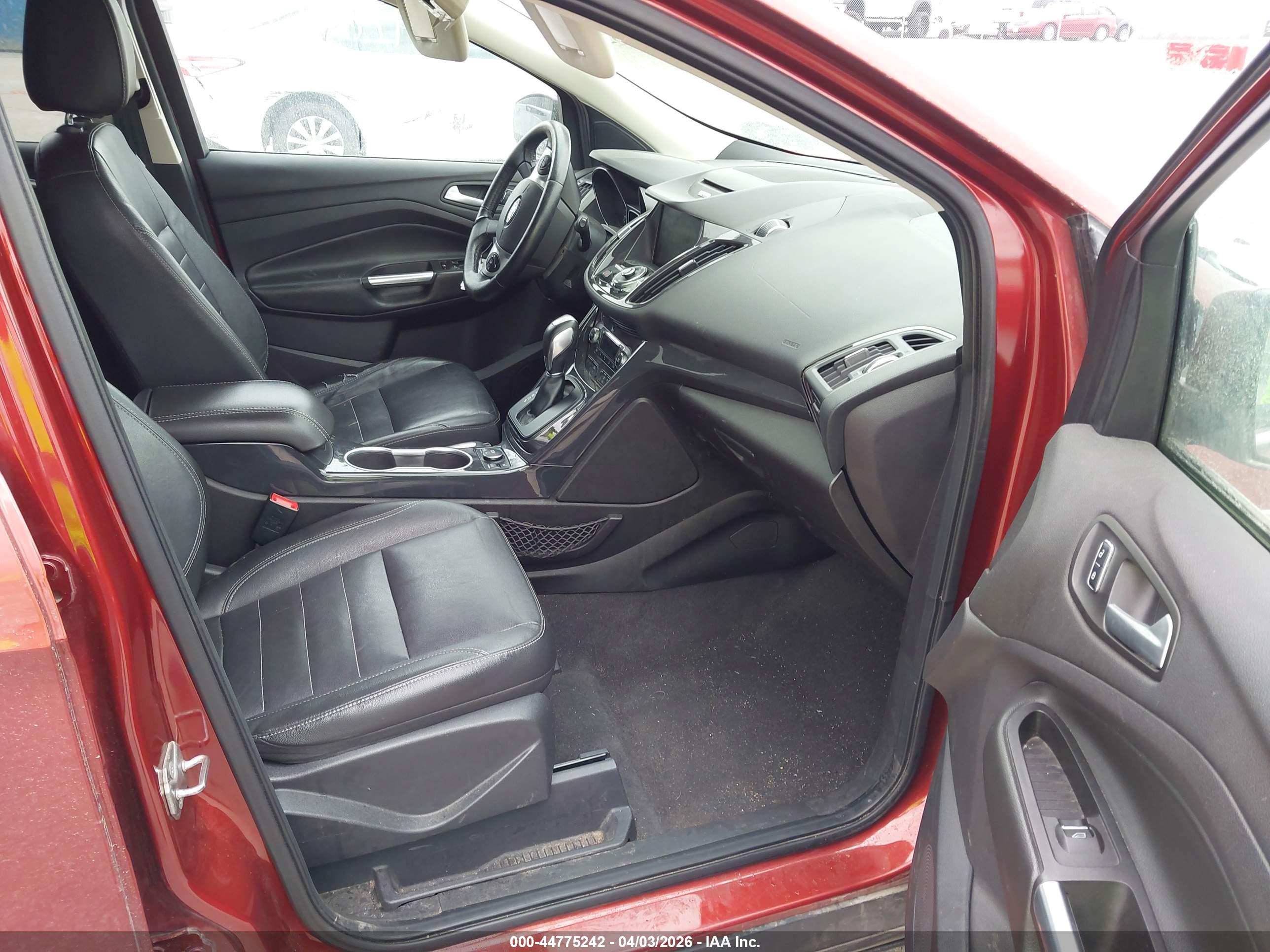 FORD ESCAPE image 5