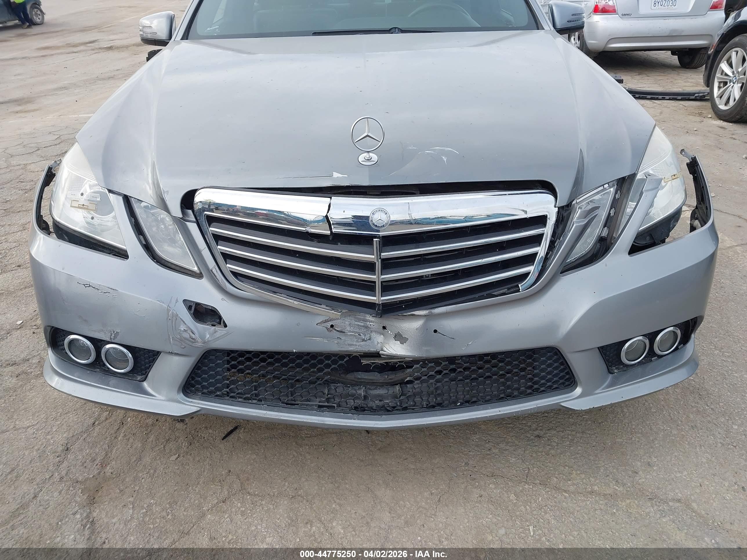 MERCEDES-BENZ E image 6