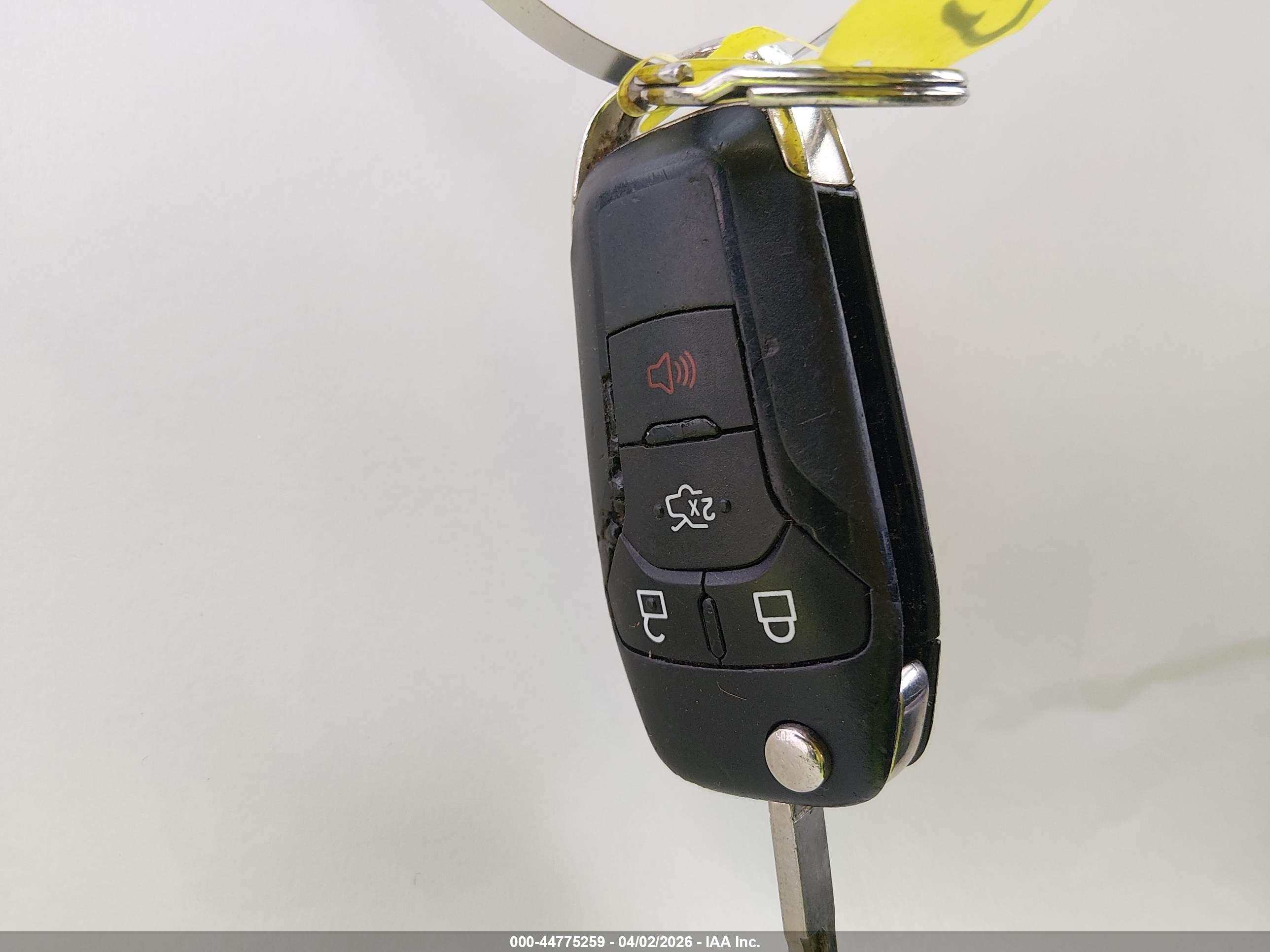 FORD FUSION image 11
