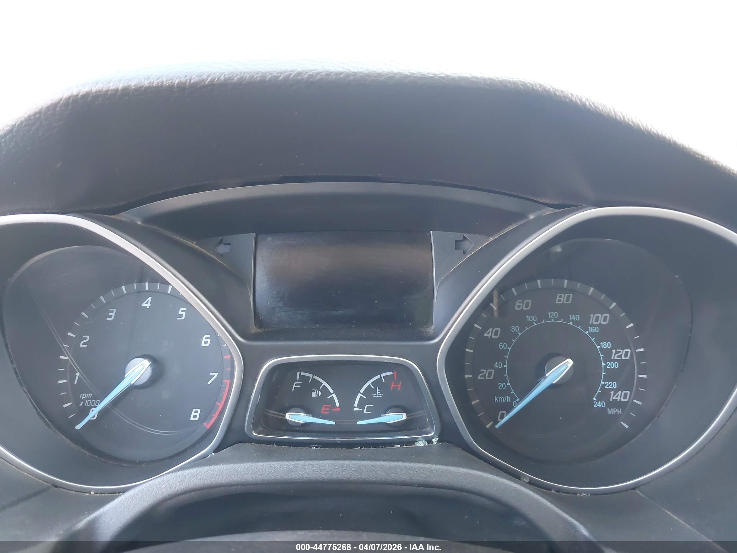 FORD FOCUS image 7
