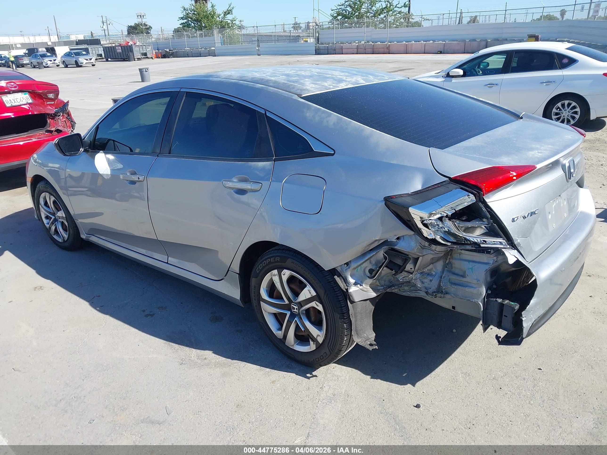 HONDA CIVIC image 3