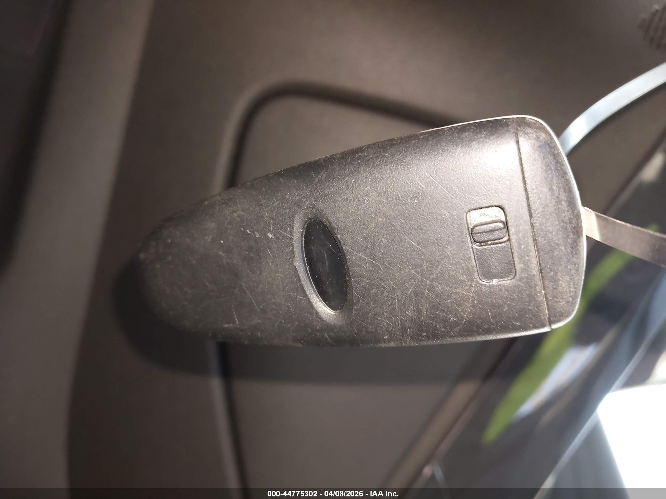 FORD ESCAPE image 11