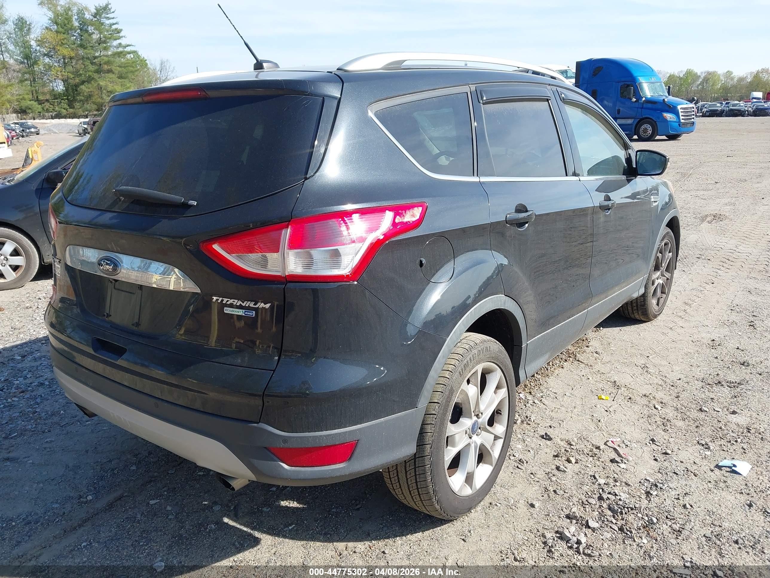 FORD ESCAPE image 4
