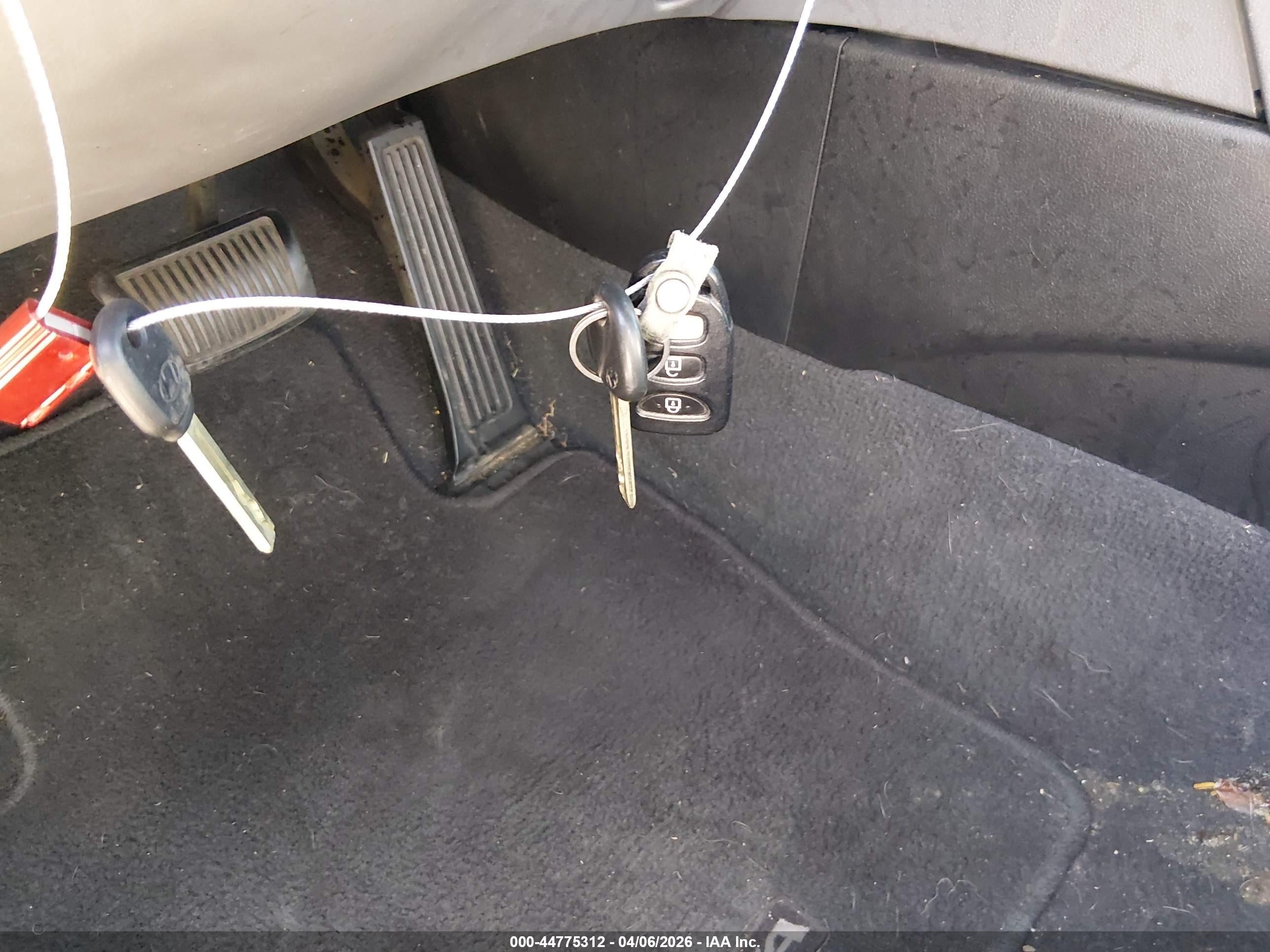 HYUNDAI SONATA image 11