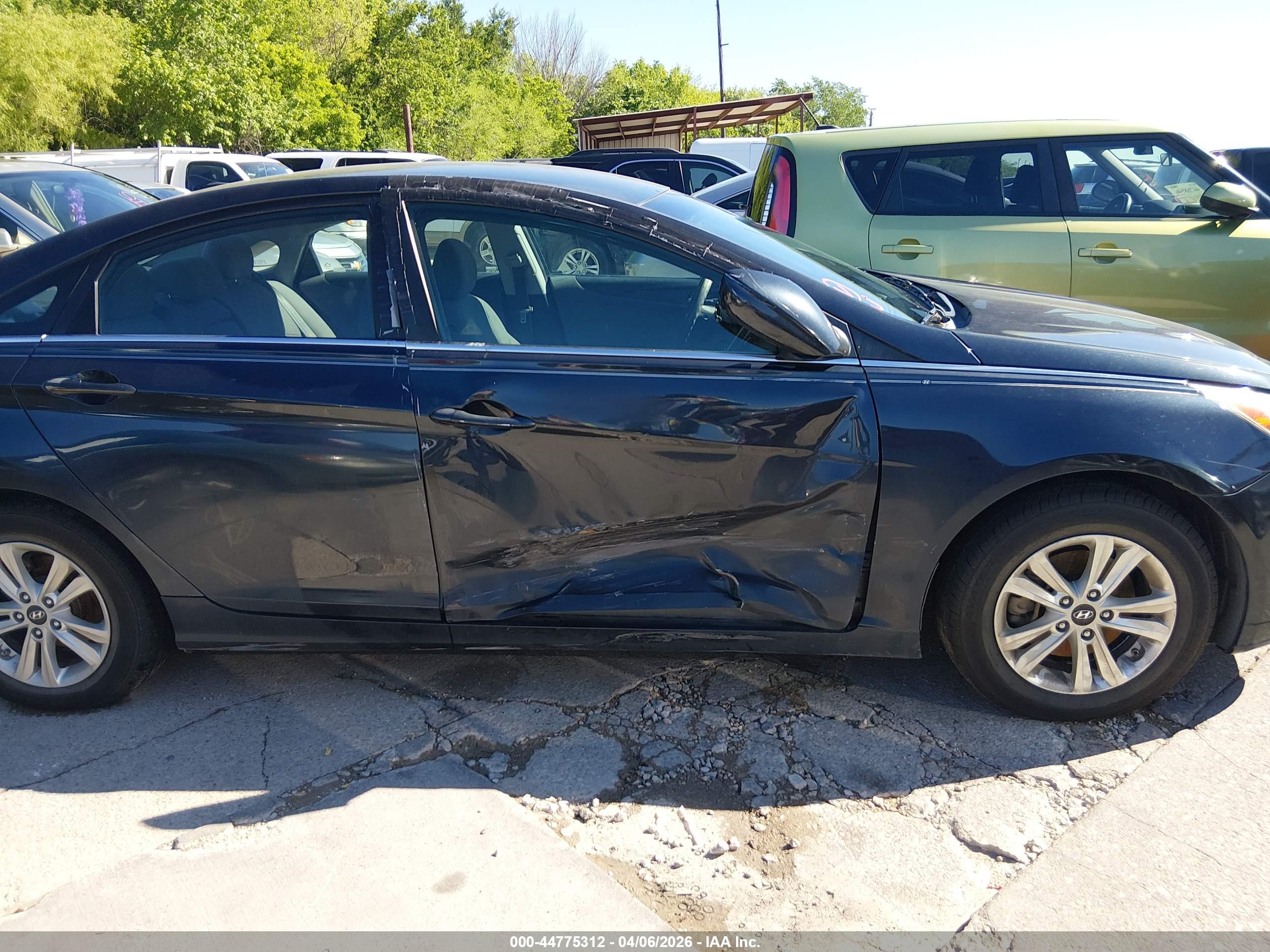 HYUNDAI SONATA image 6