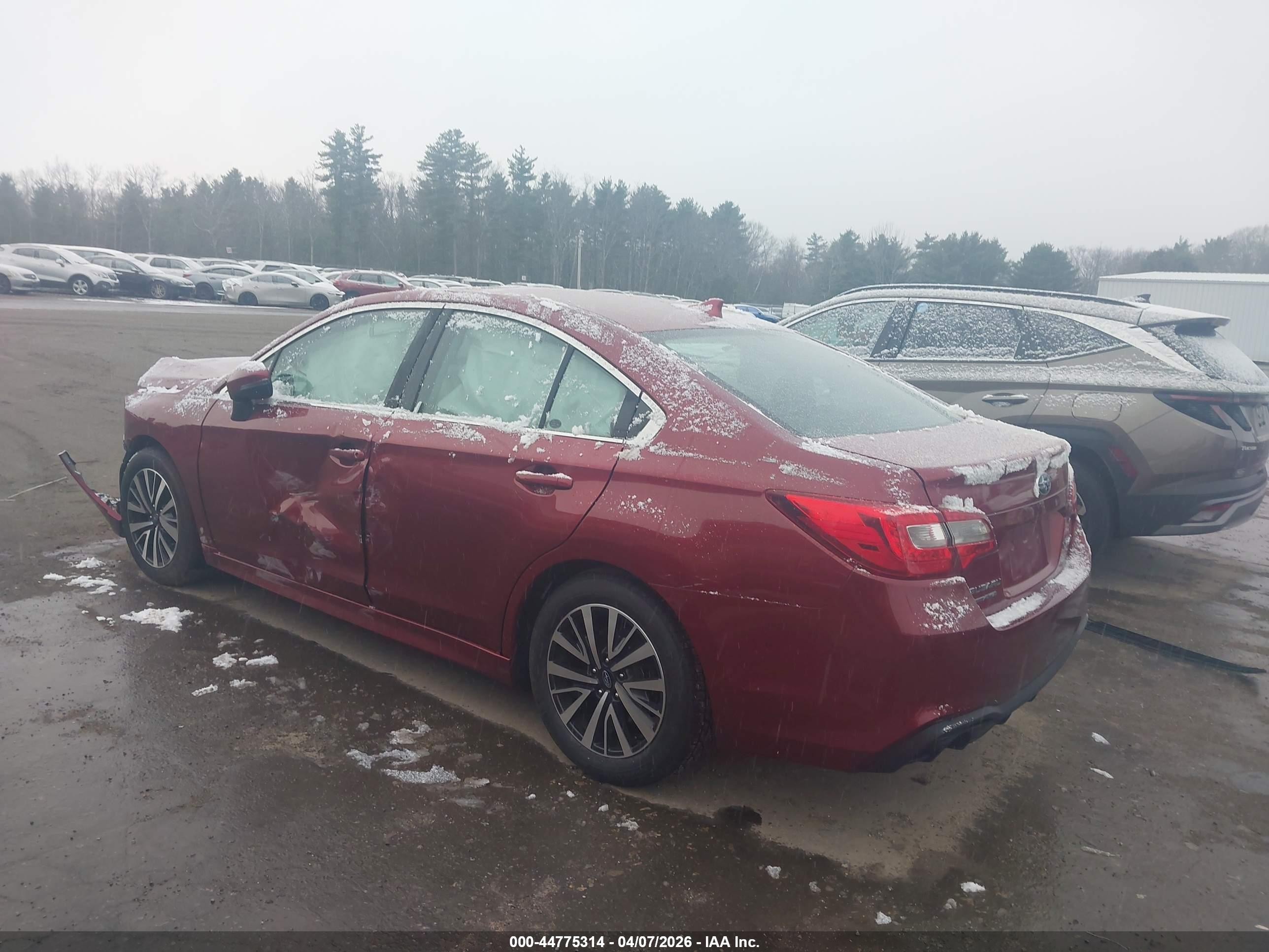 SUBARU LEGACY image 3