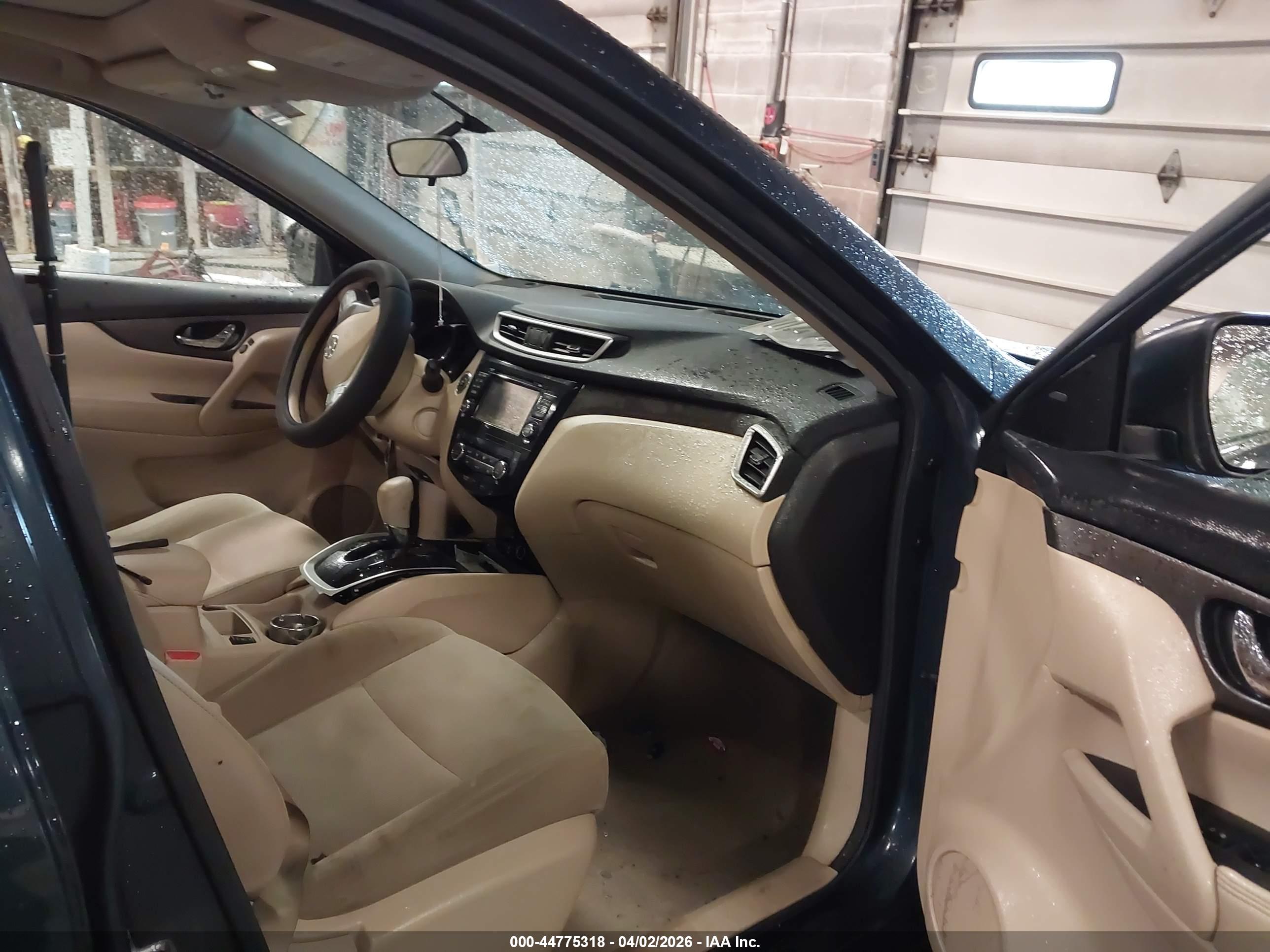 NISSAN ROGUE image 5
