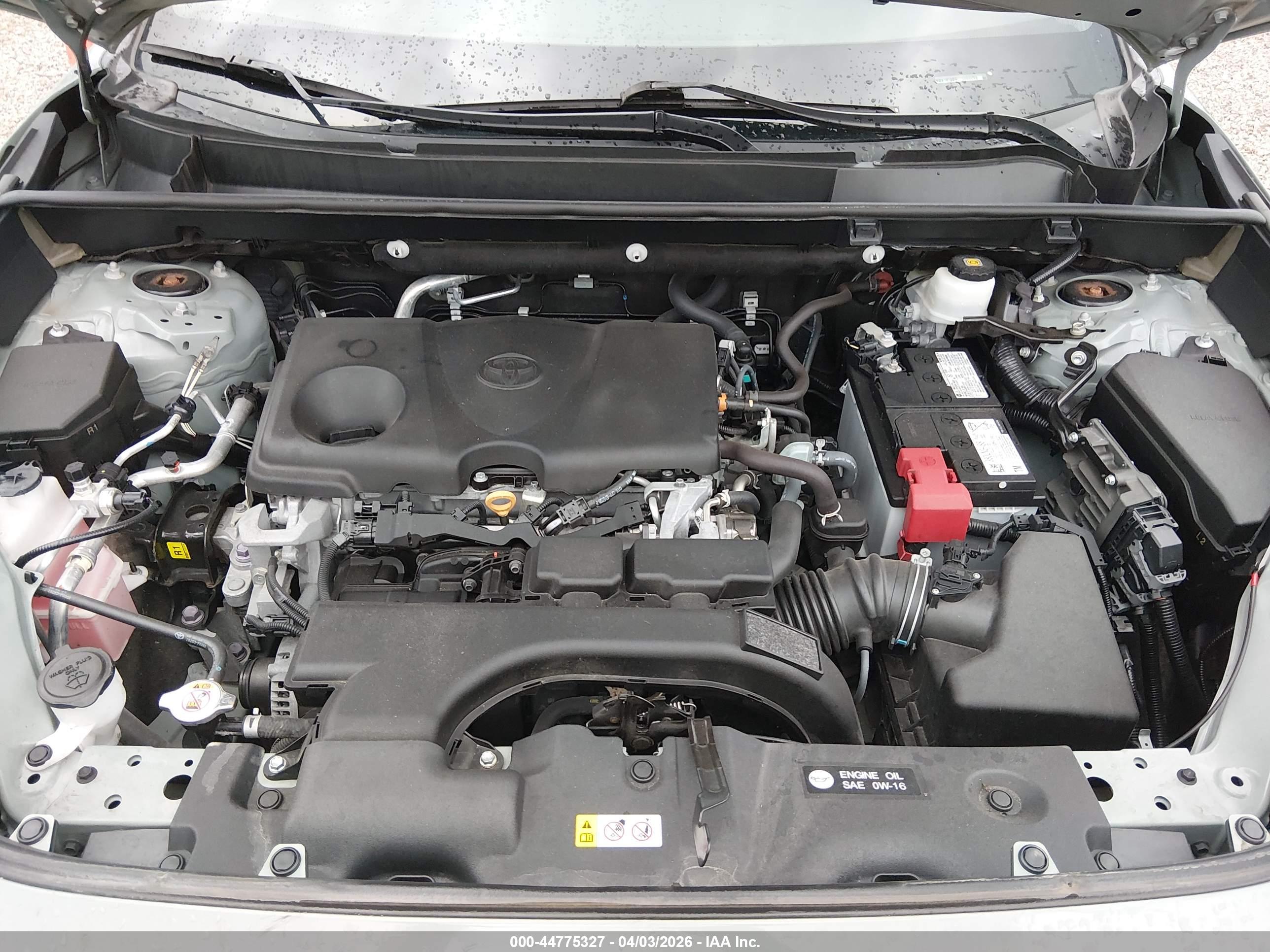 TOYOTA RAV4 image 10