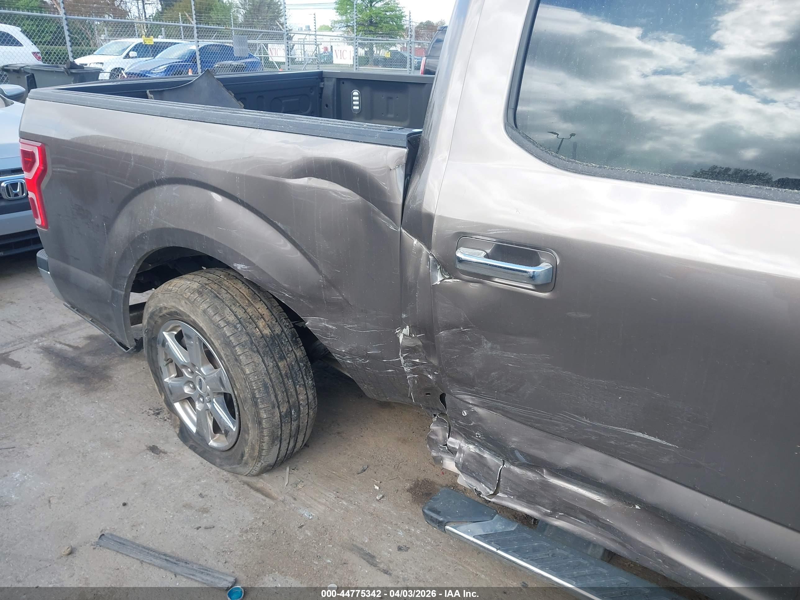 FORD F-150 image 6