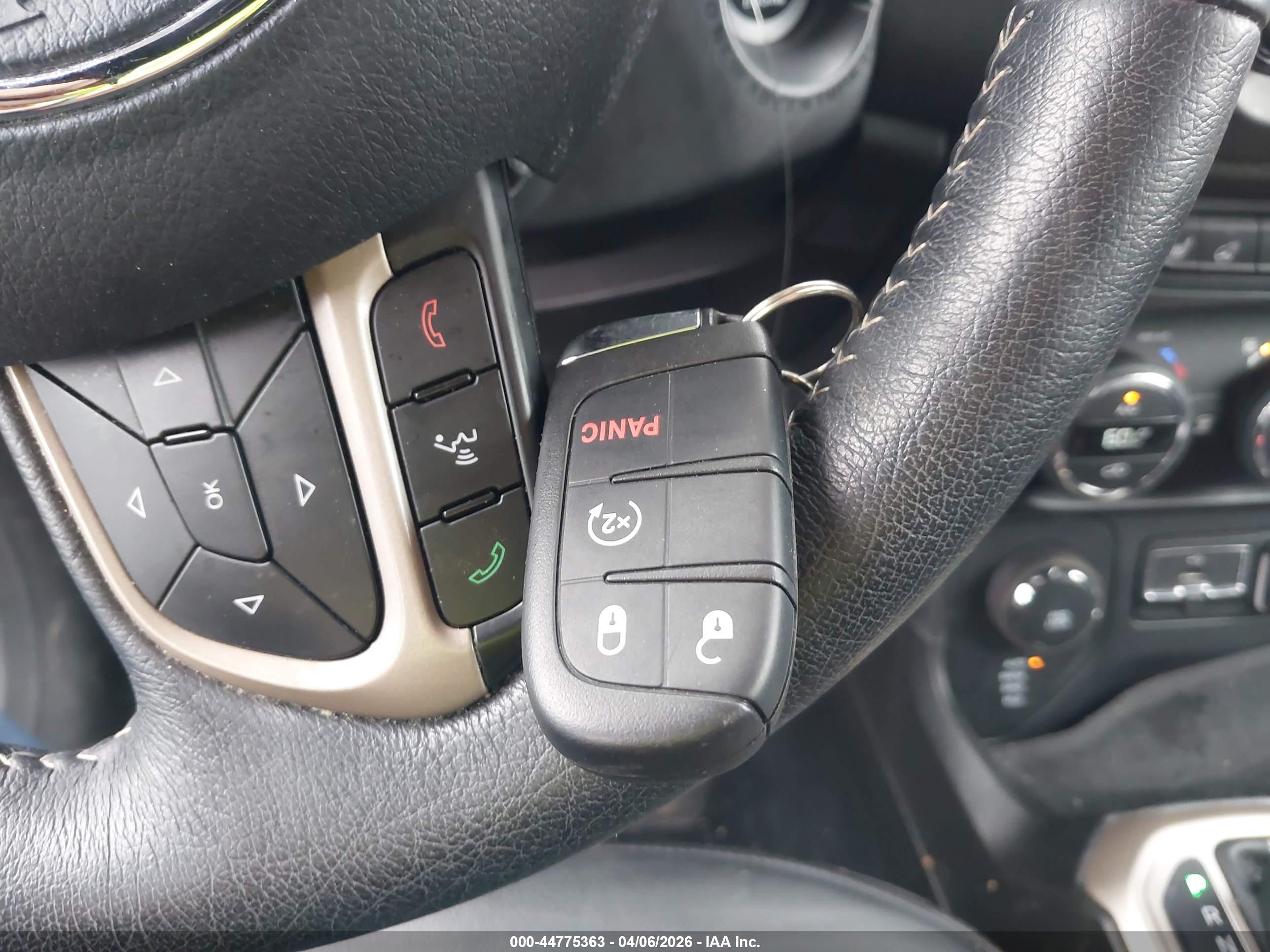 JEEP RENEGADE image 11