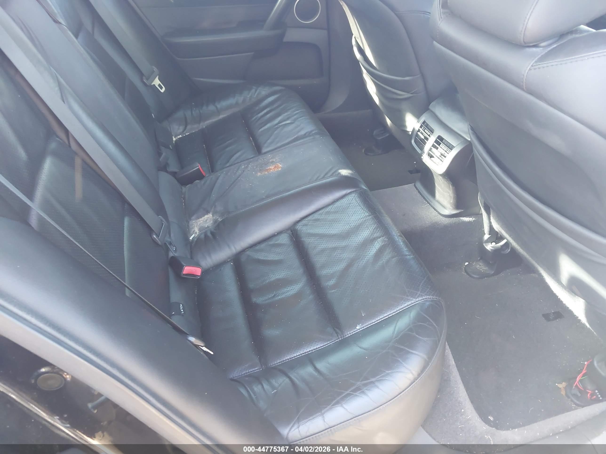 ACURA TL image 8