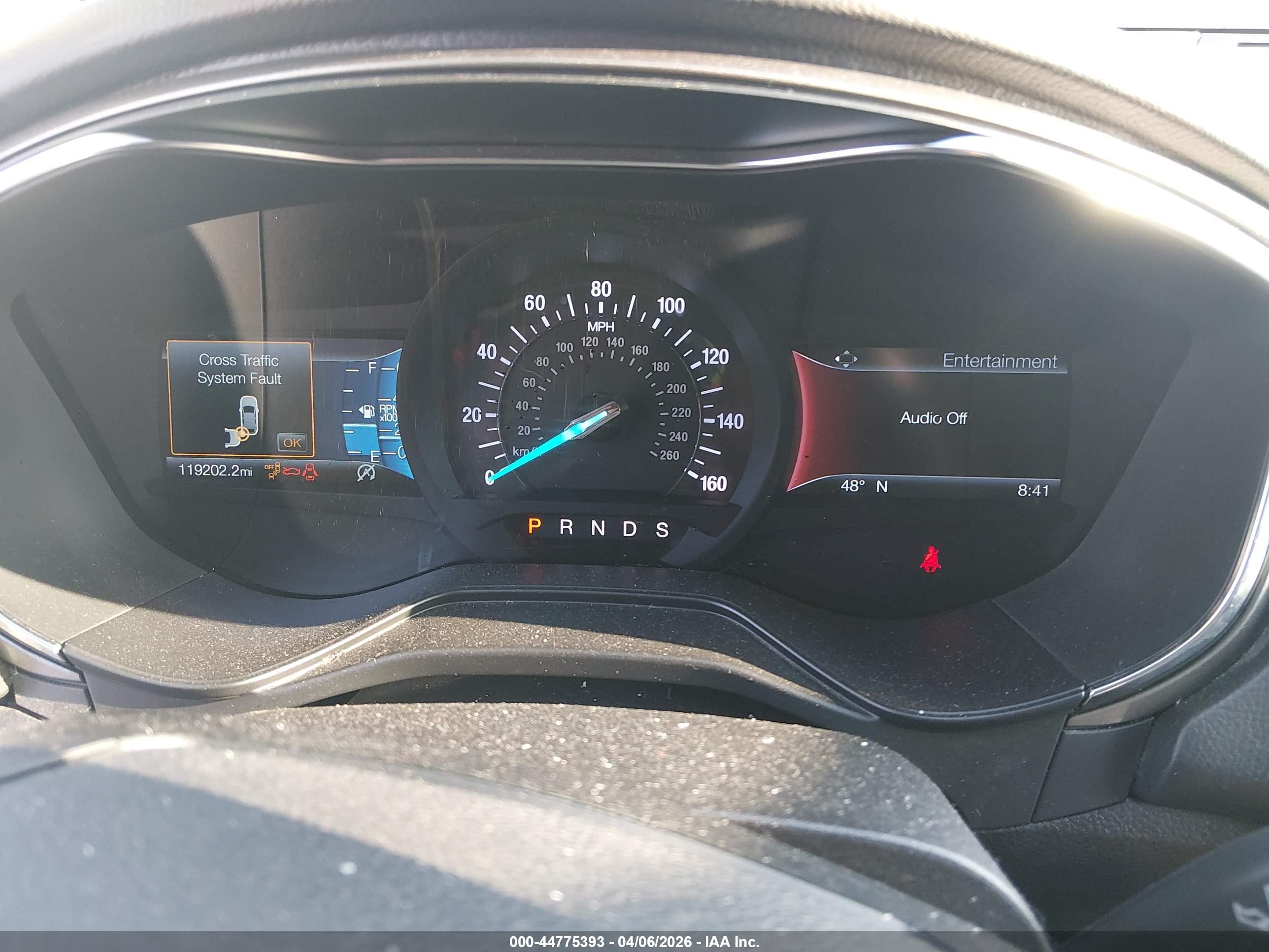 FORD FUSION image 7