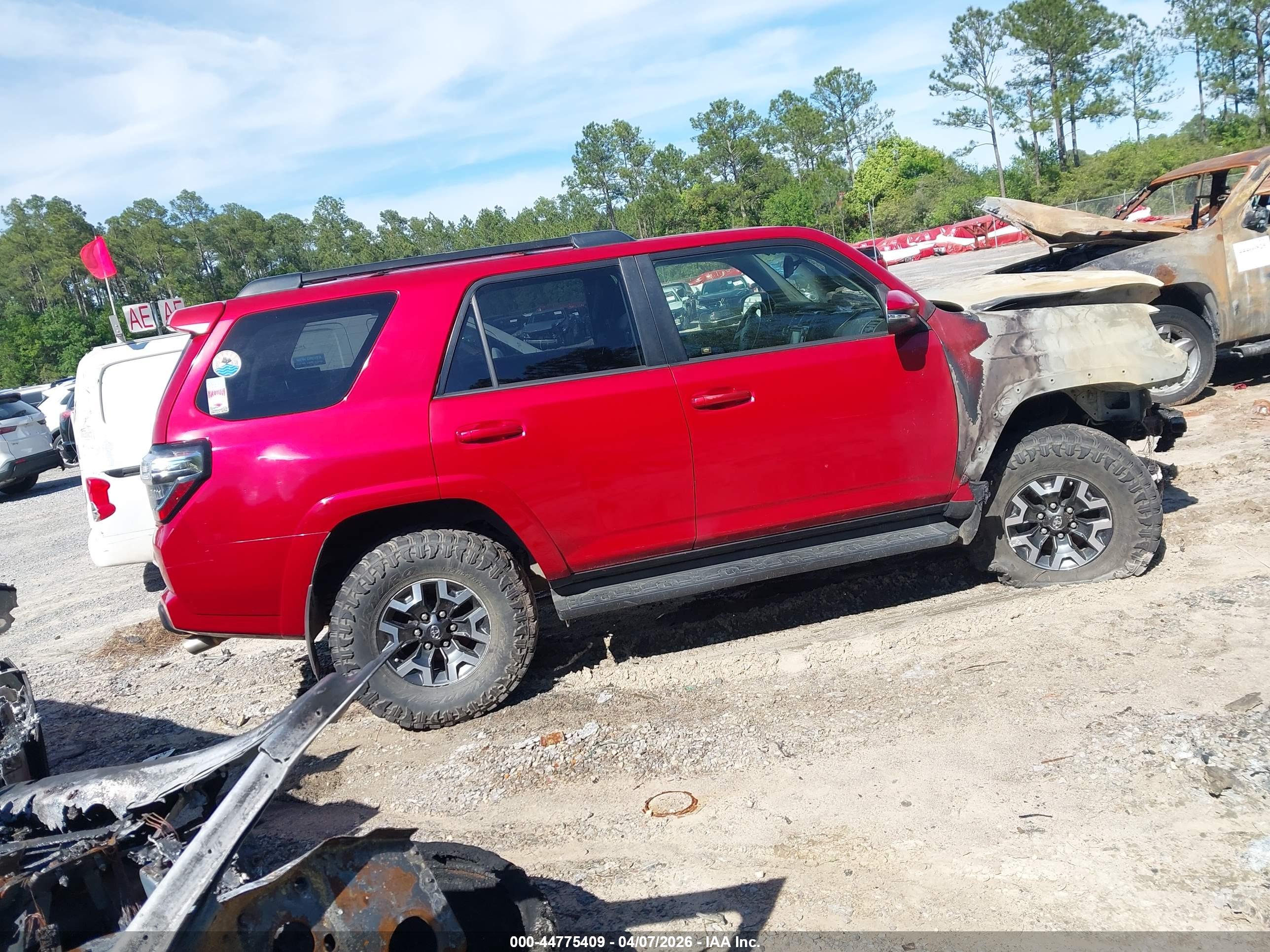 TOYOTA 4RUNNER image 4