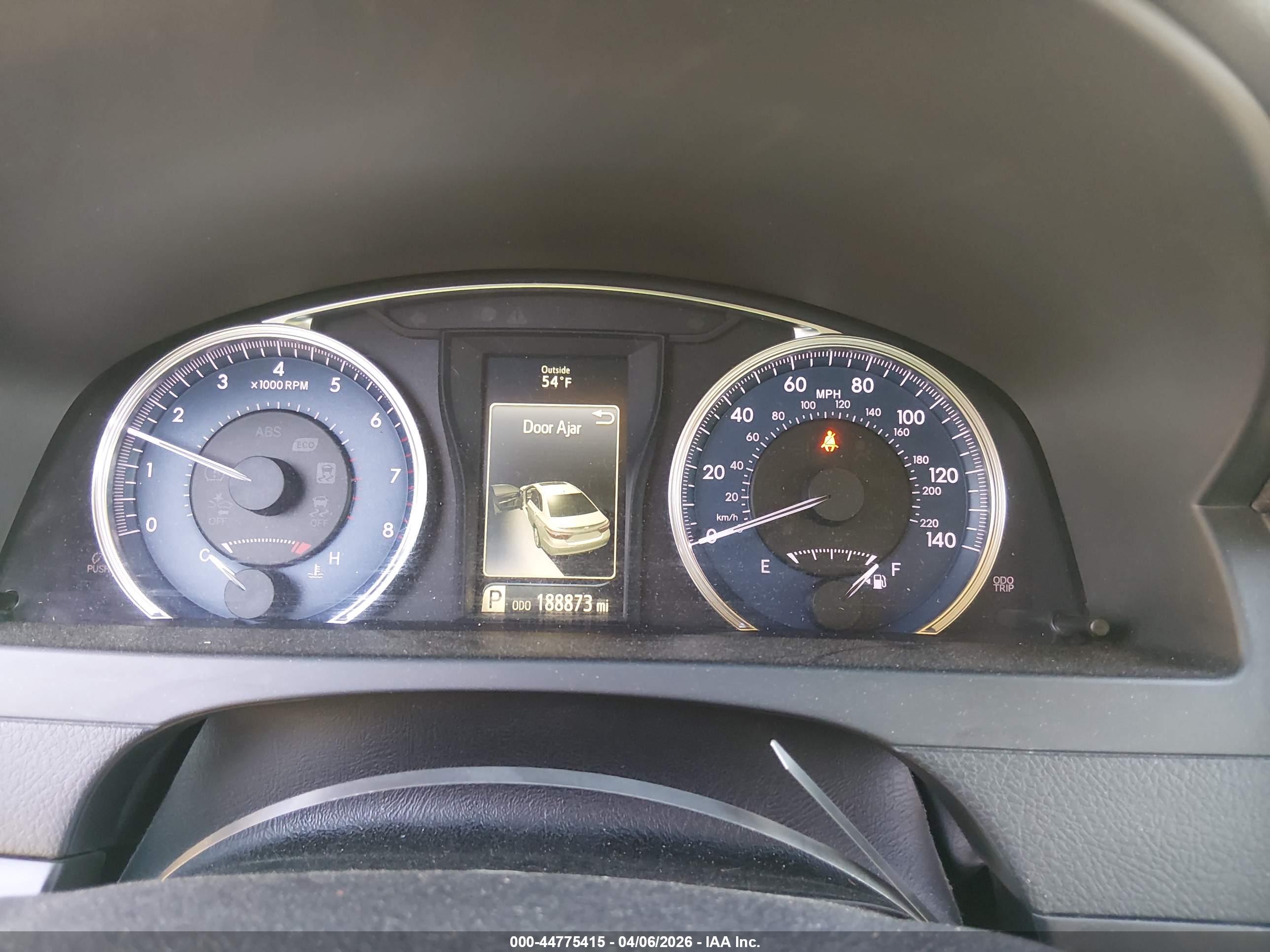 TOYOTA CAMRY image 7