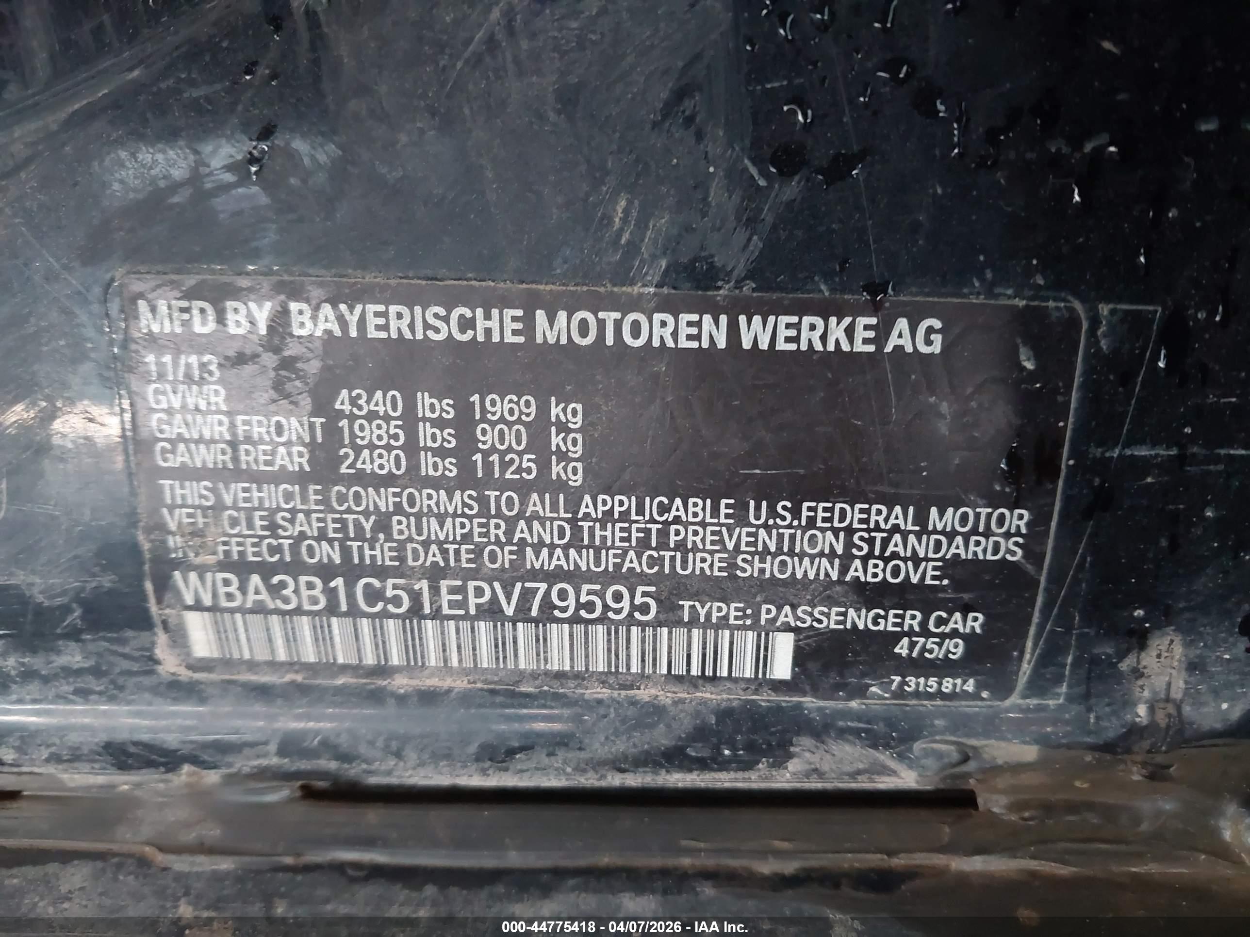 BMW 320I image 9