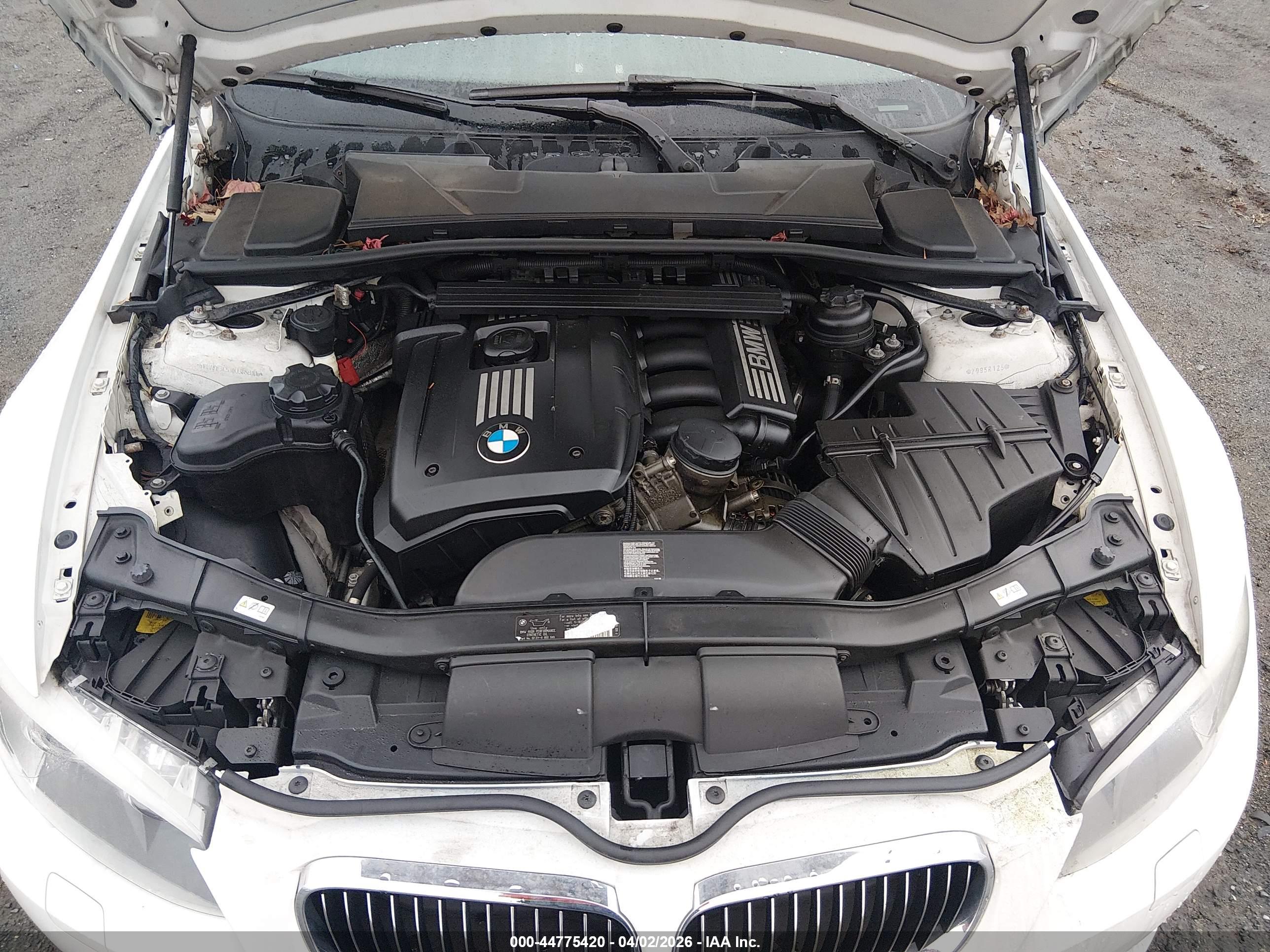 BMW 328I image 10