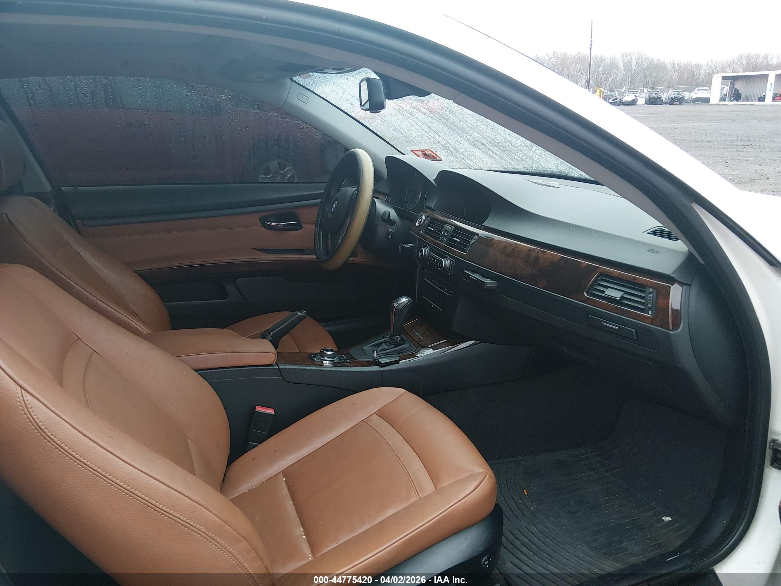 BMW 328I image 5