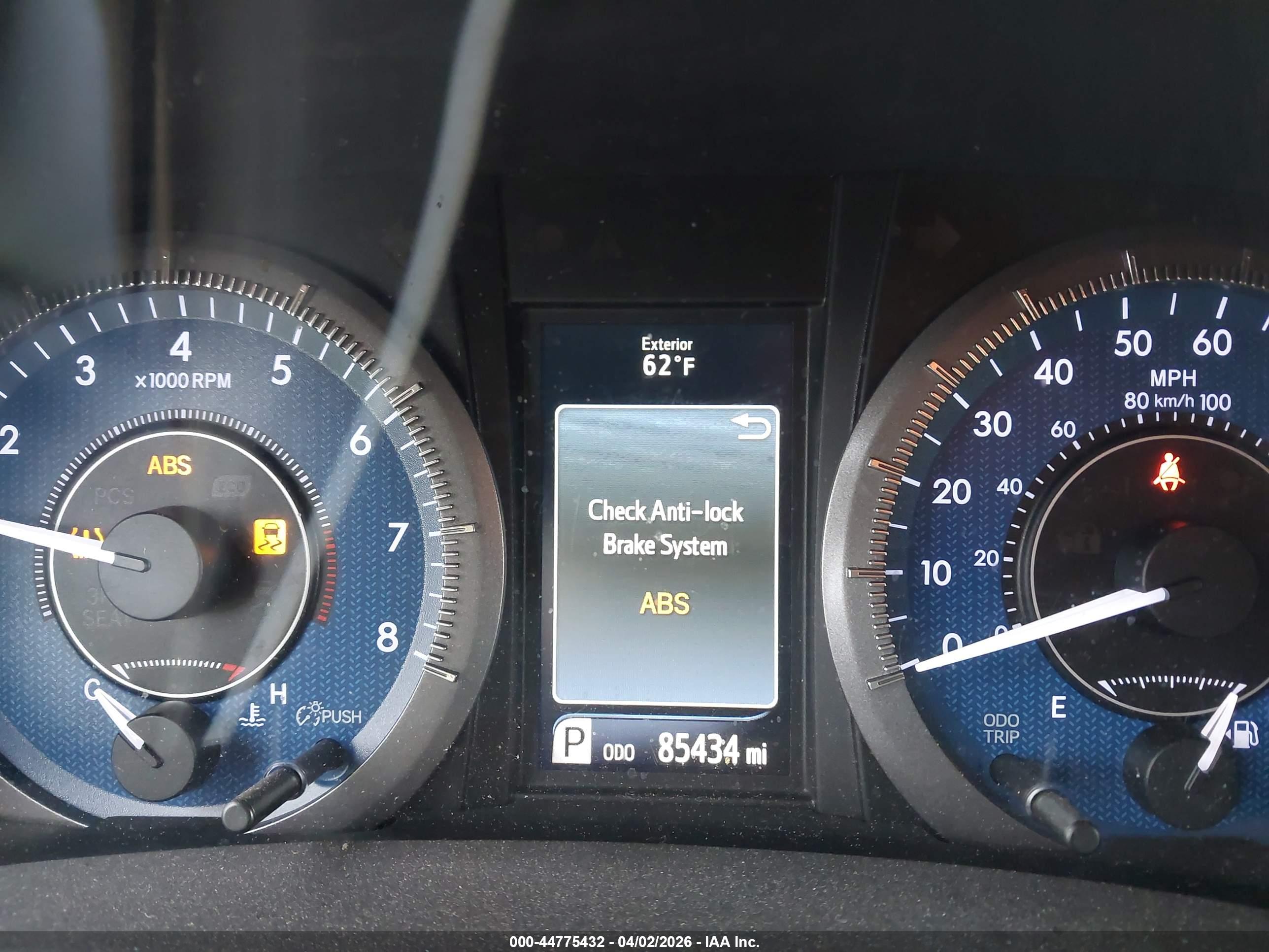 TOYOTA SIENNA image 7
