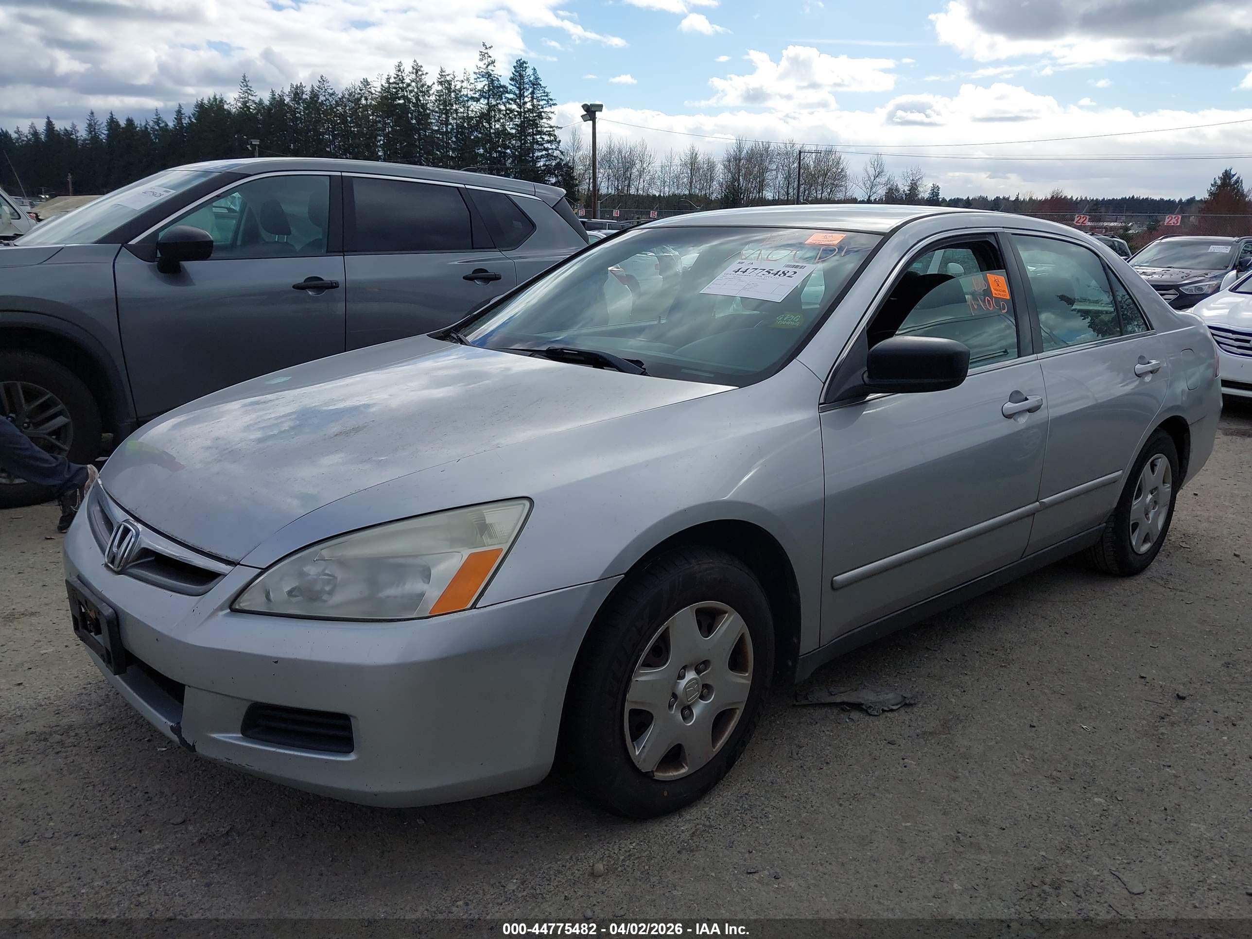 HONDA ACCORD image 2