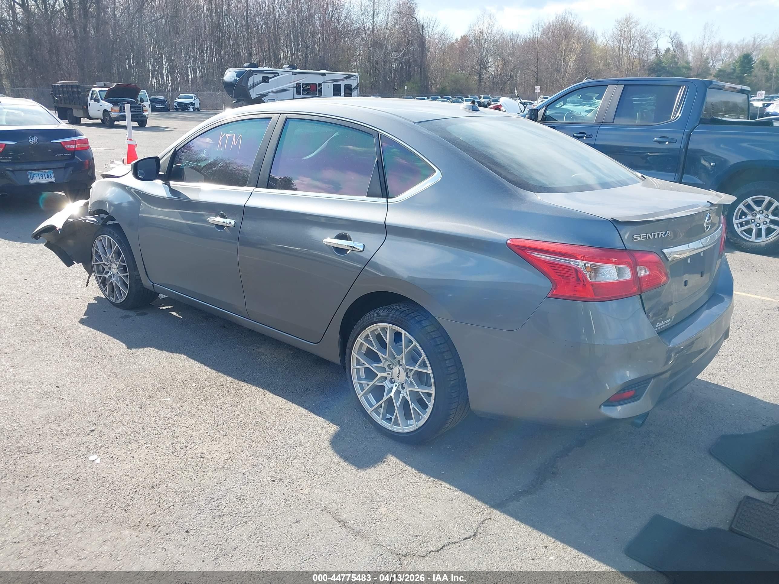 NISSAN SENTRA image 3