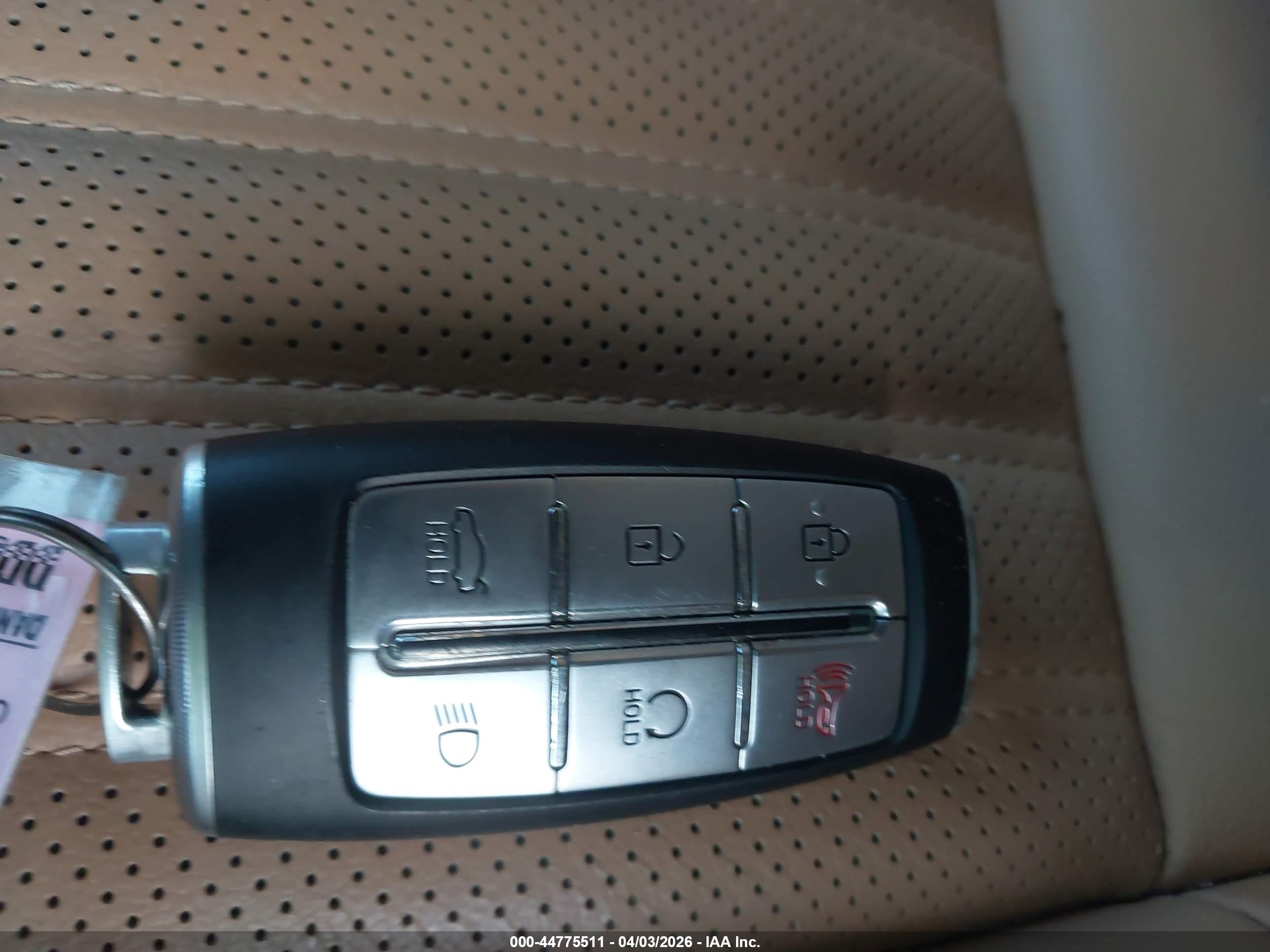 GENESIS G70 image 11